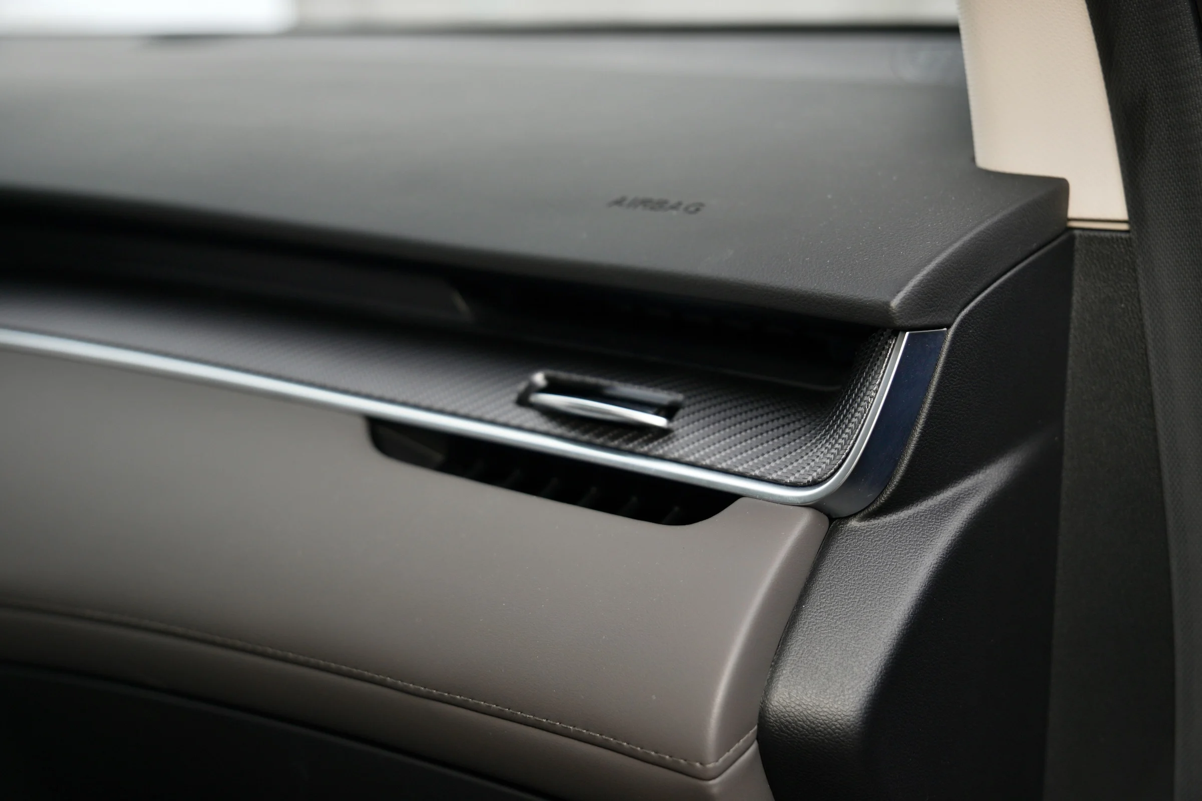 DUEL MGS6 EV vs Tesla Model Y Baghjuls MBB 578