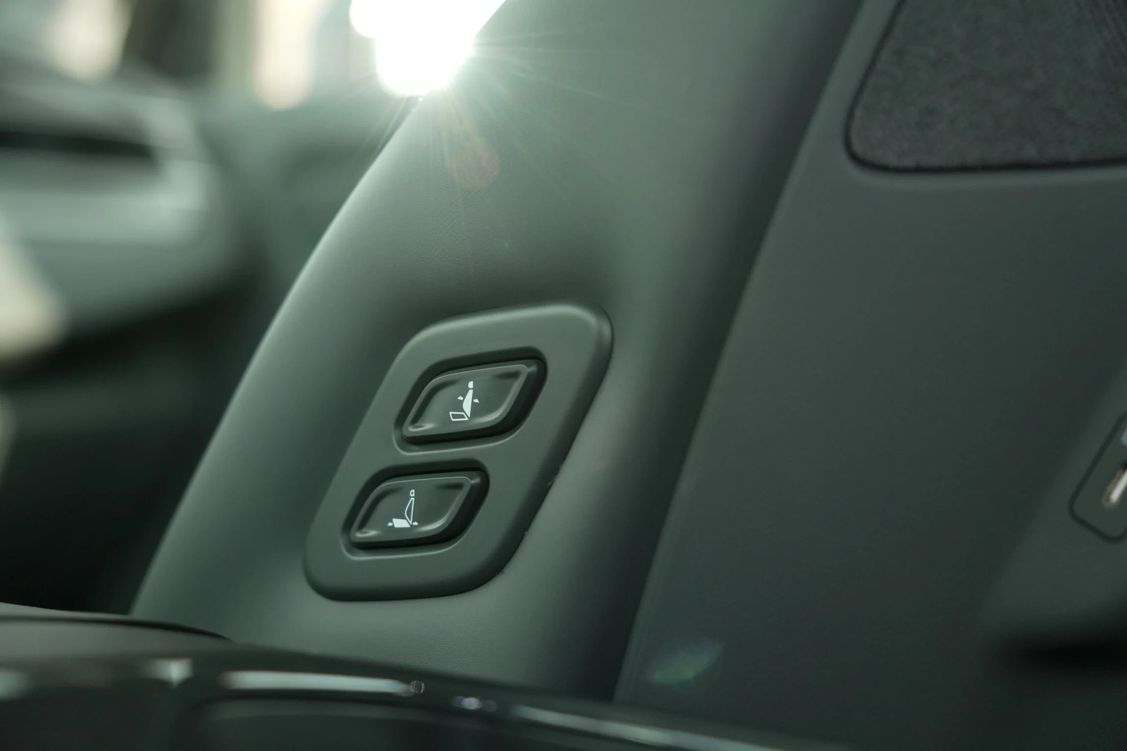 TEST Kia EV9 SR MBB 738
