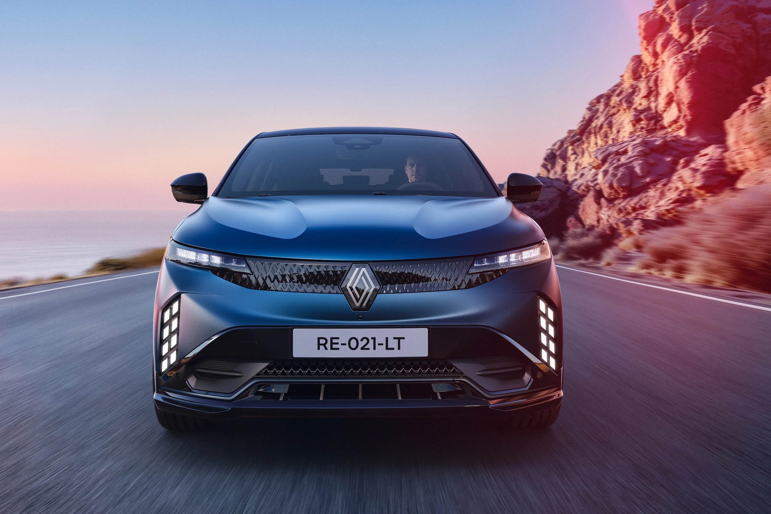 New-Renault-Megane-E-Tech-electric-3