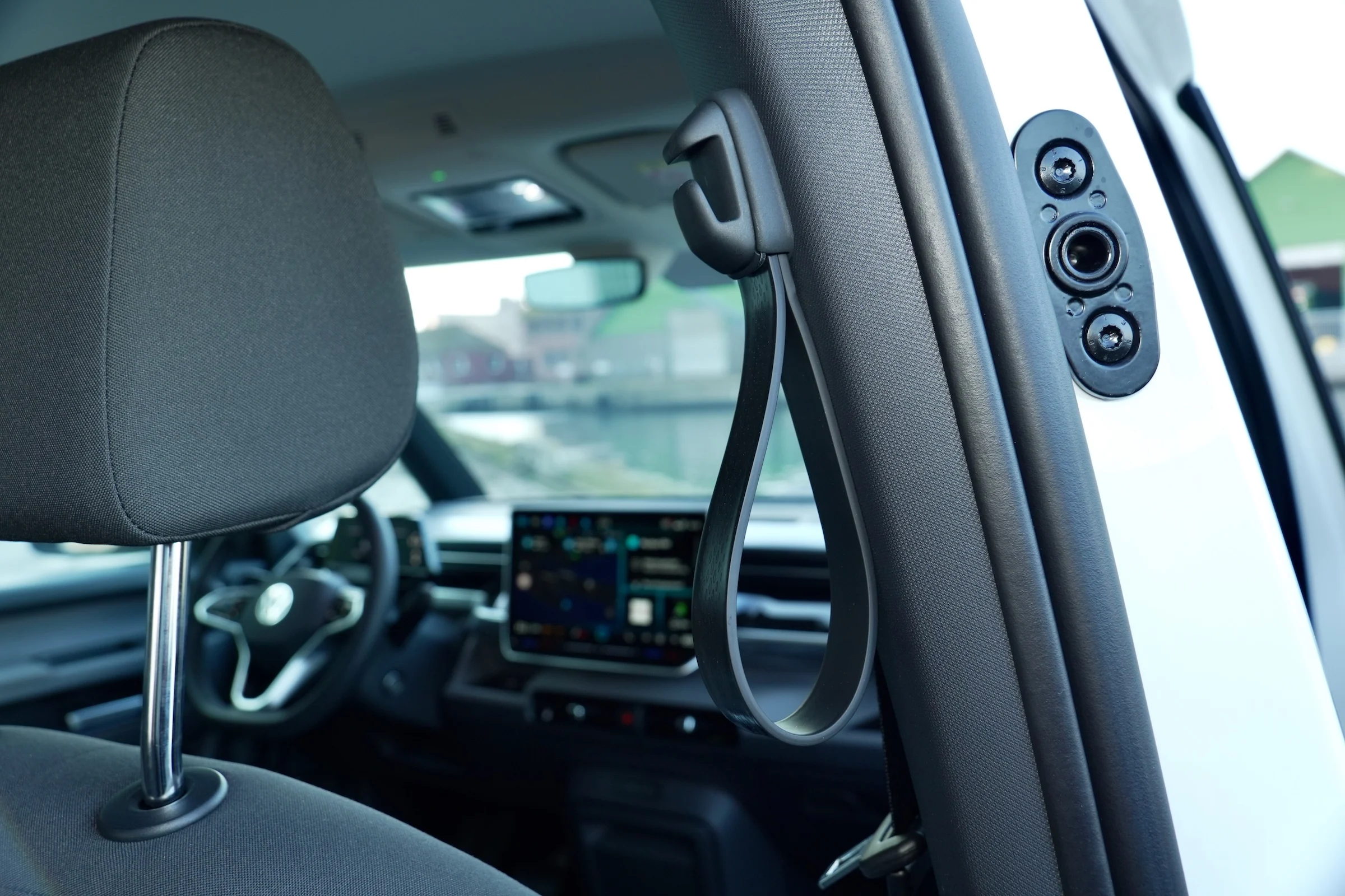 DUEL Kia PV5 Pass vs VW ID. Buzz 818