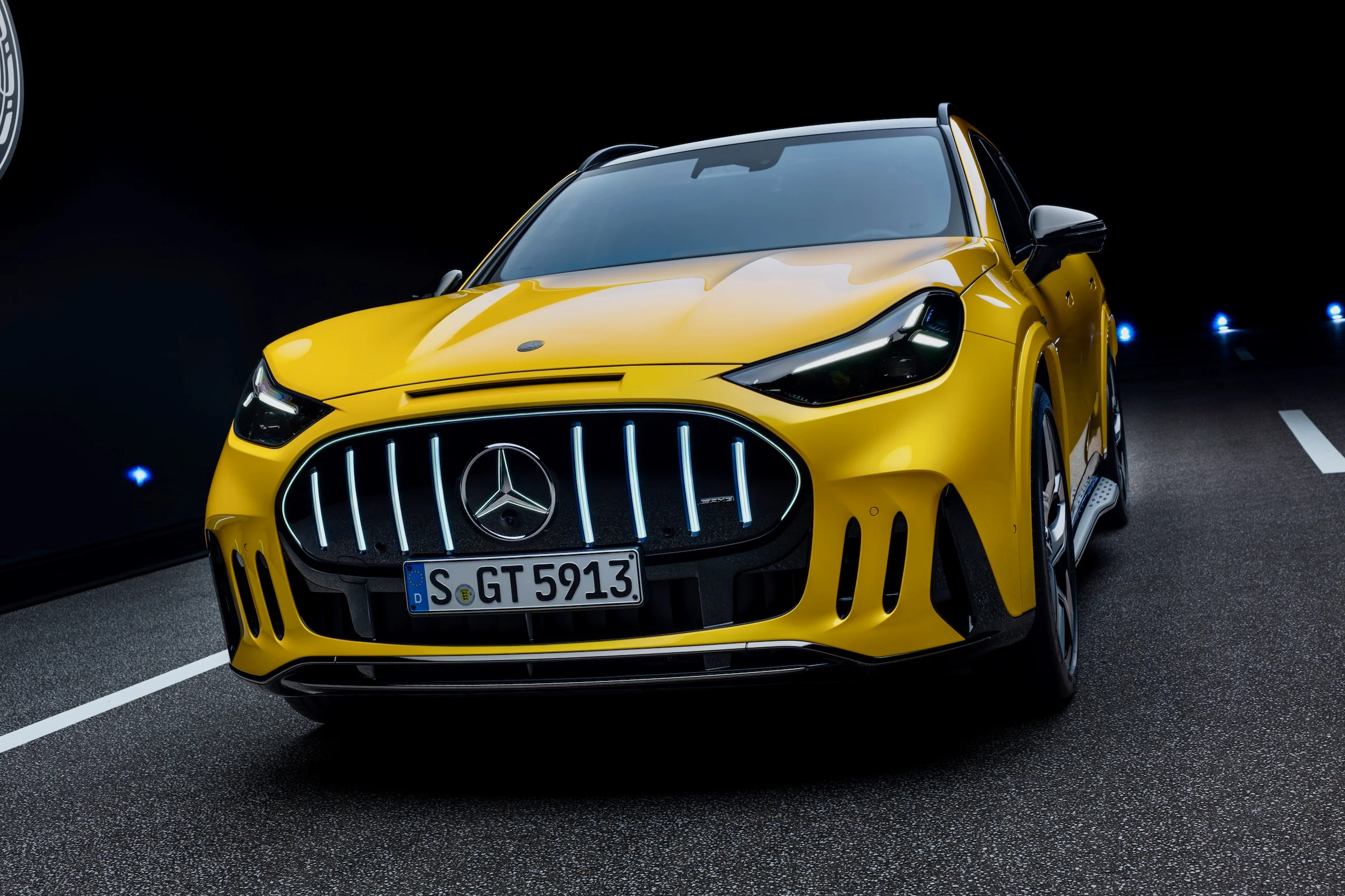 Mercedes-AMG GT SUV 332 033