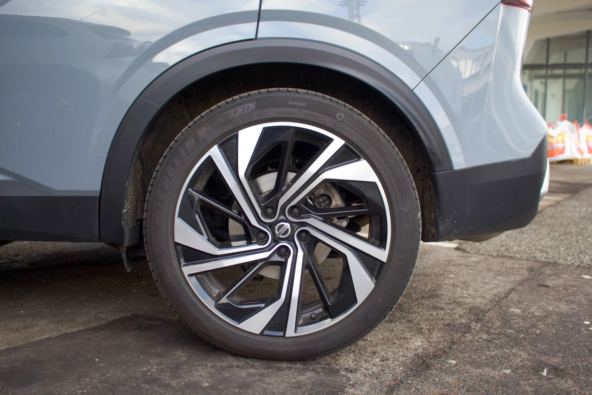 S-Cross vs Qashqai-09