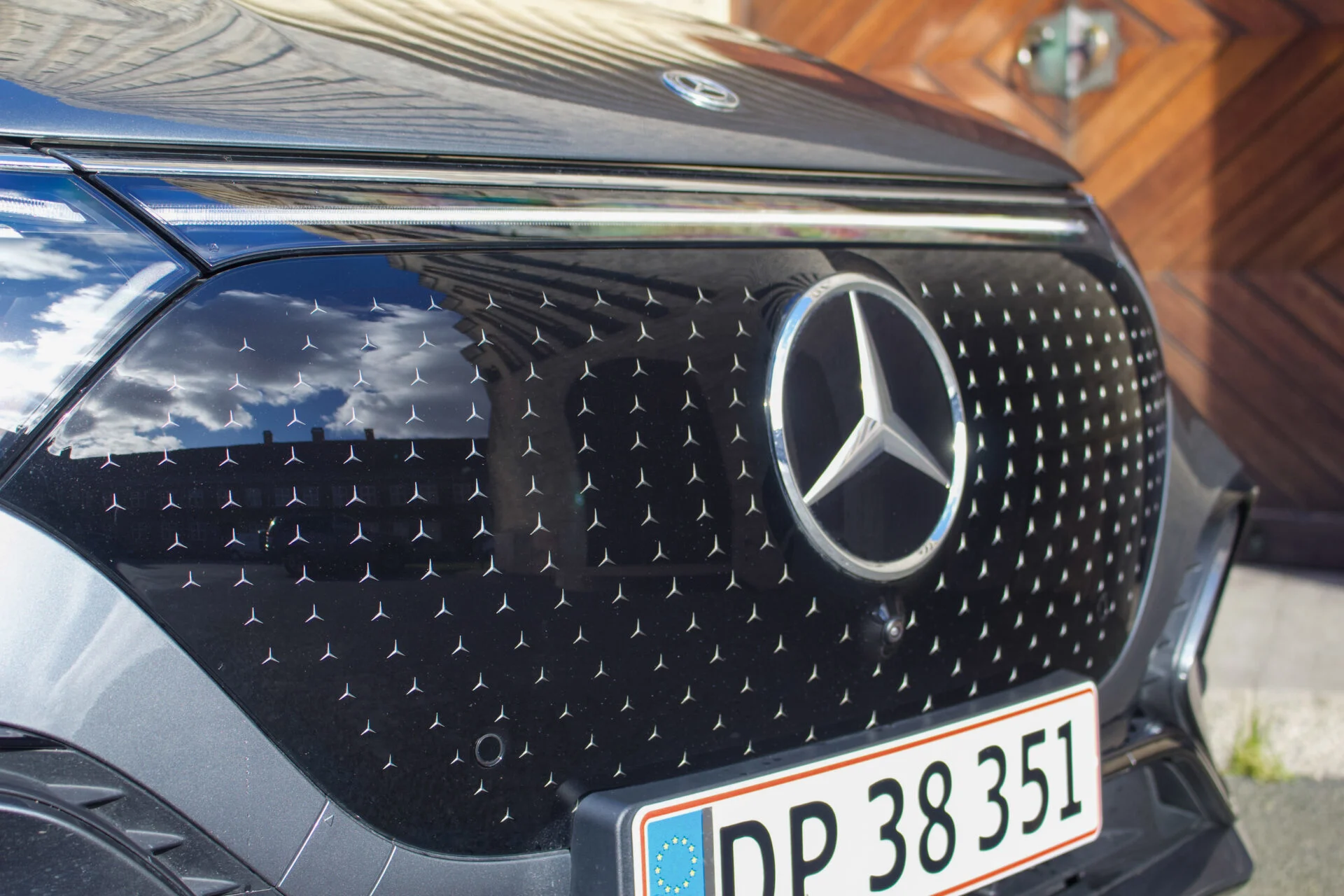 Mercedes-Benz EQS SUV-09