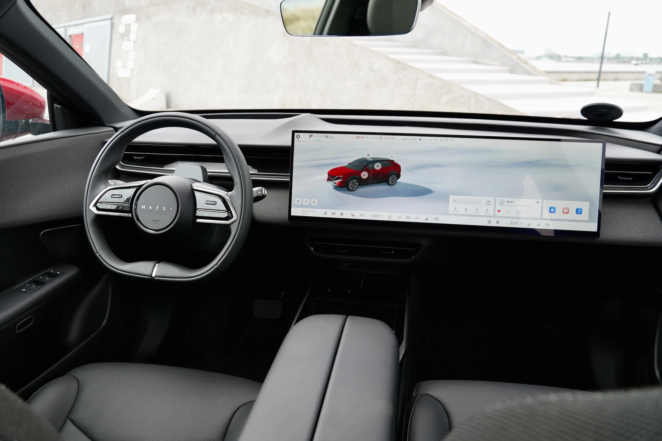 FØRSTE TUR Mazda CX-6e MBB 238