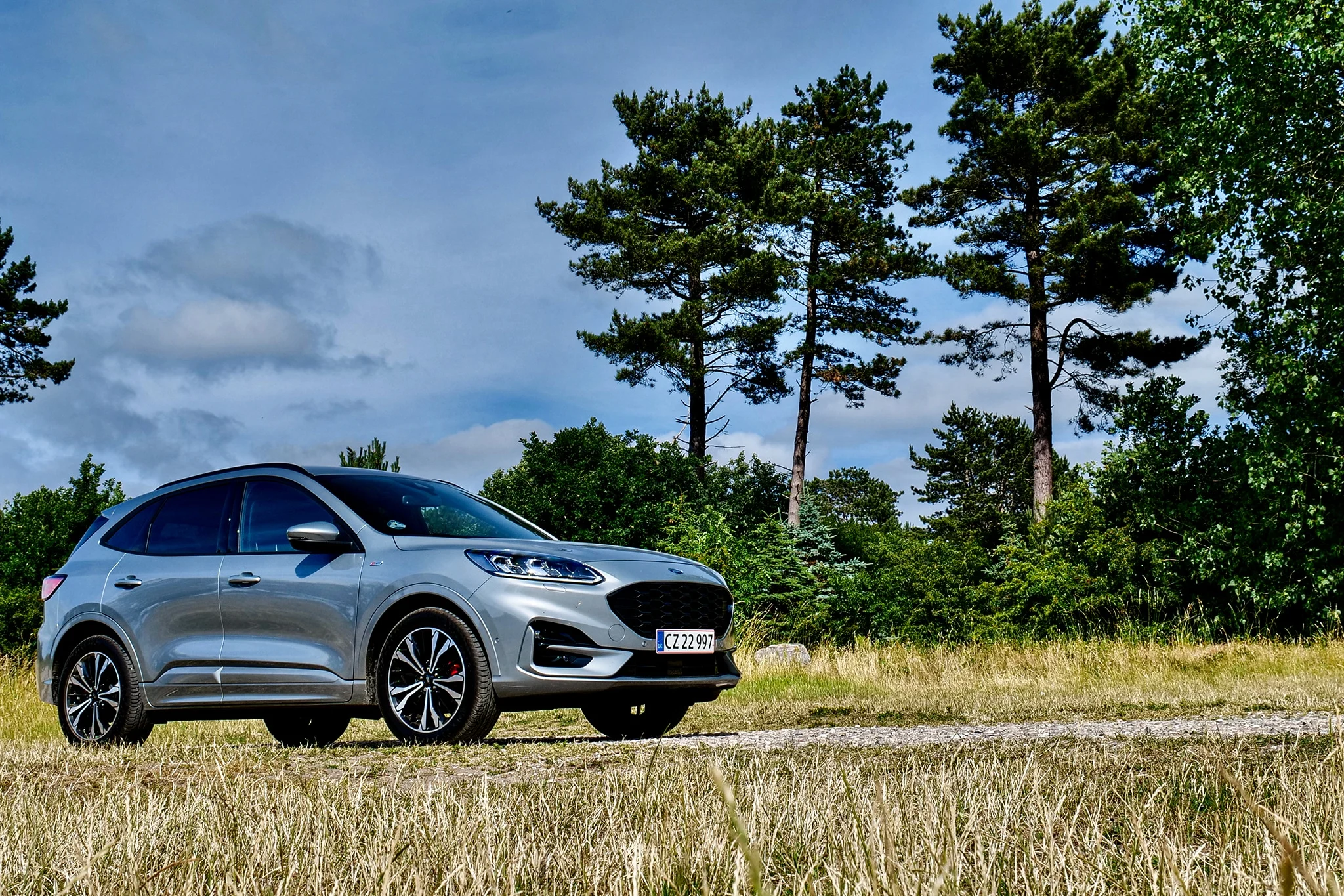 Ford Kuga Hybrid – front