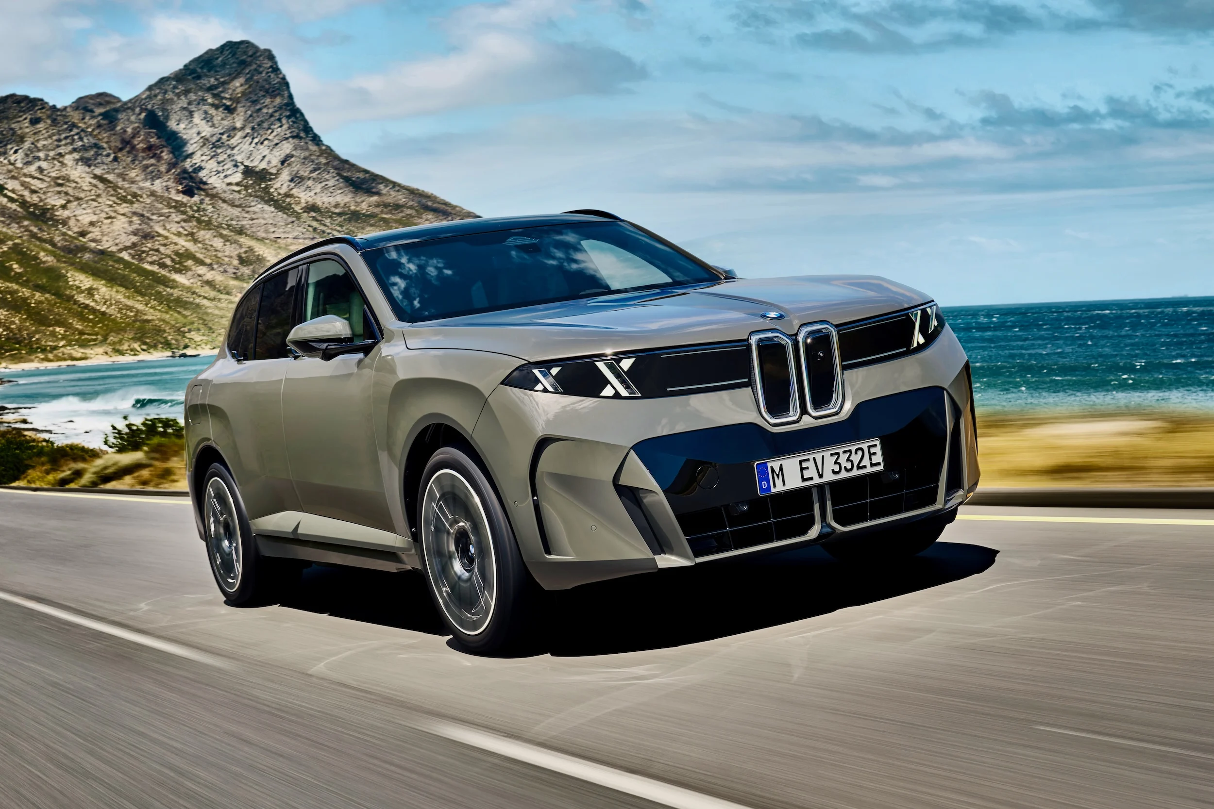 P90645967 highRes bmw-ix5-60-xdrive-06