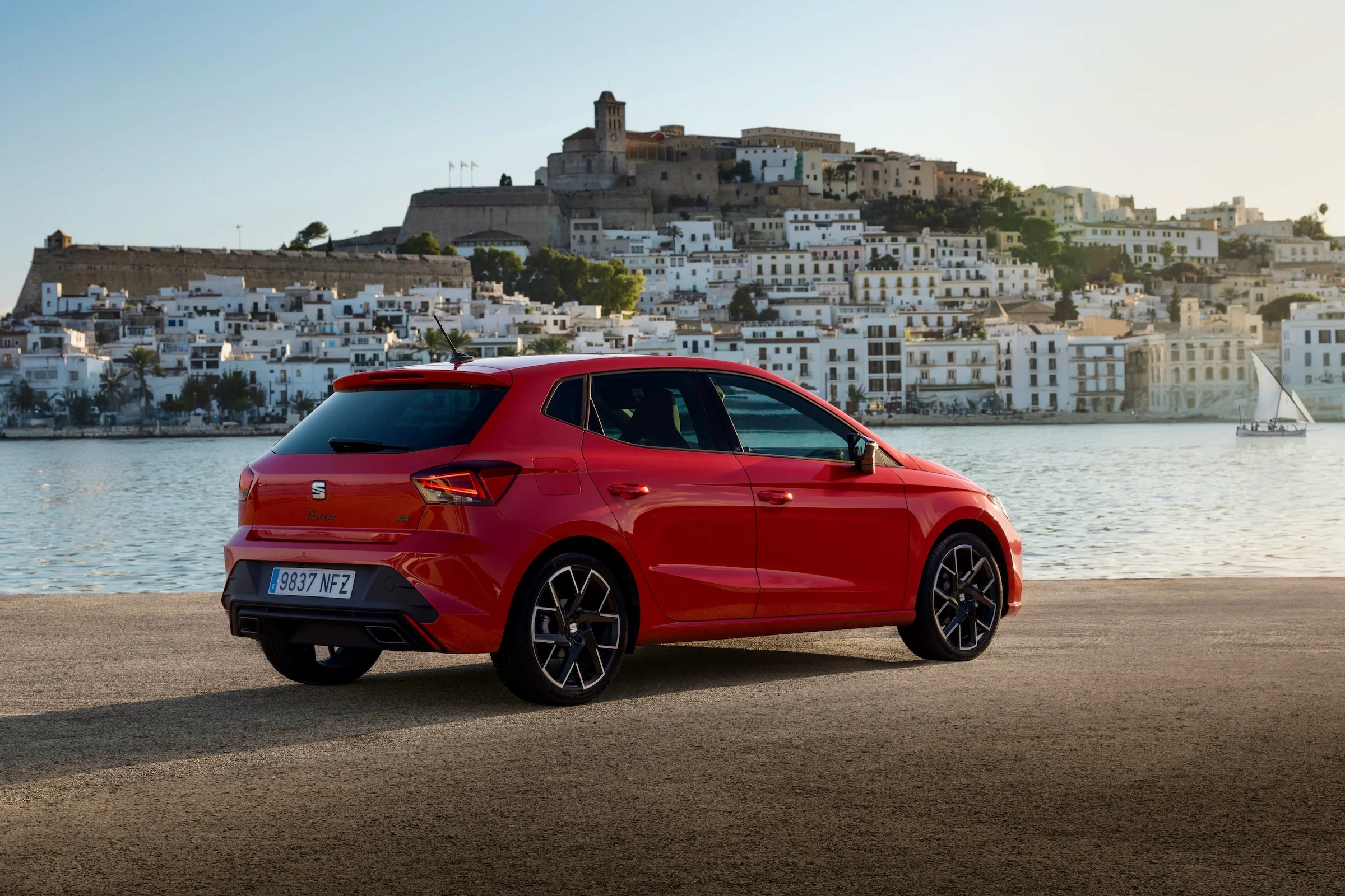 New-SEAT-Ibiza-brings-fresh-design-and-youthful-spirit 17 HQ