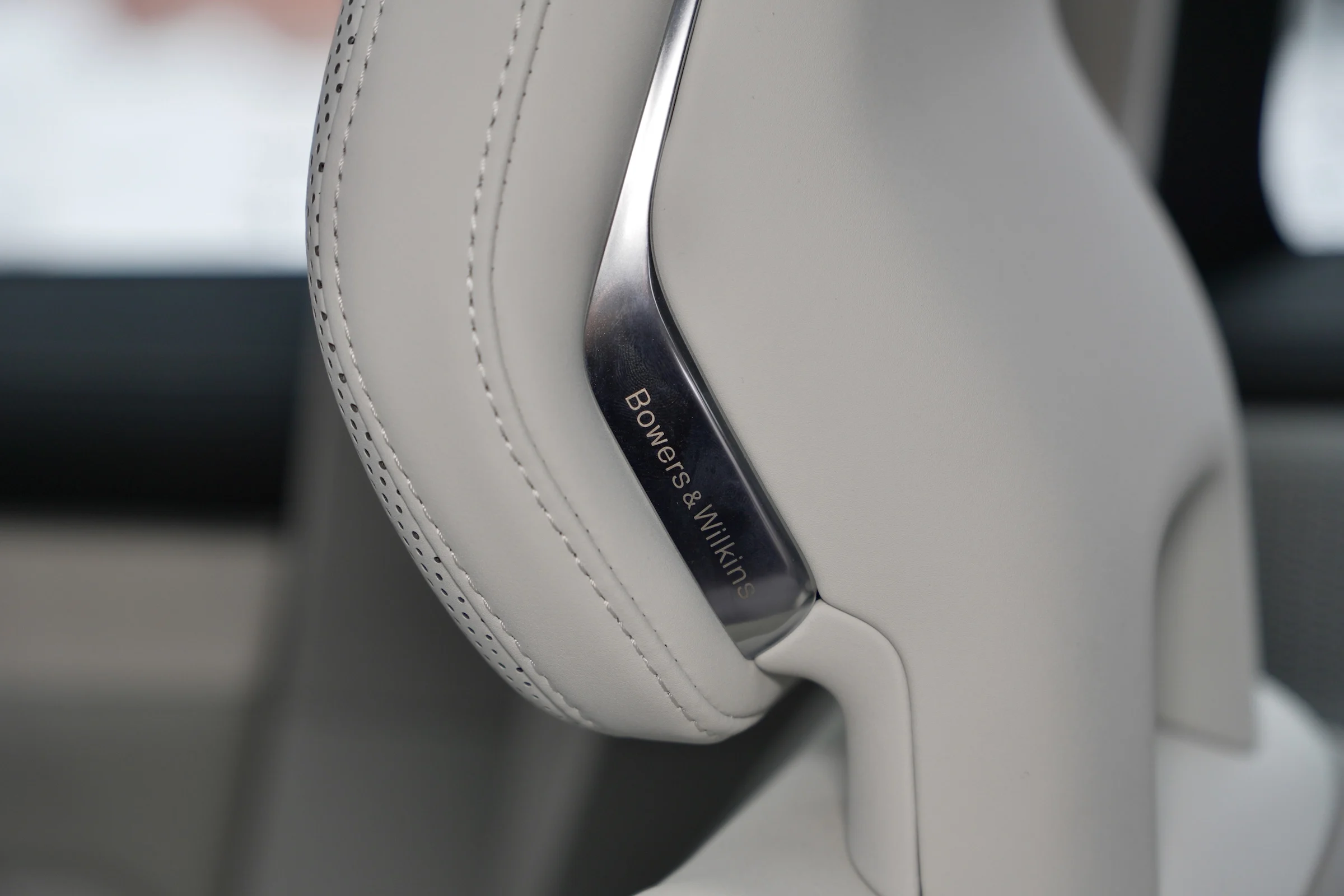 TEST Volvo ES90 RWD MBB 438