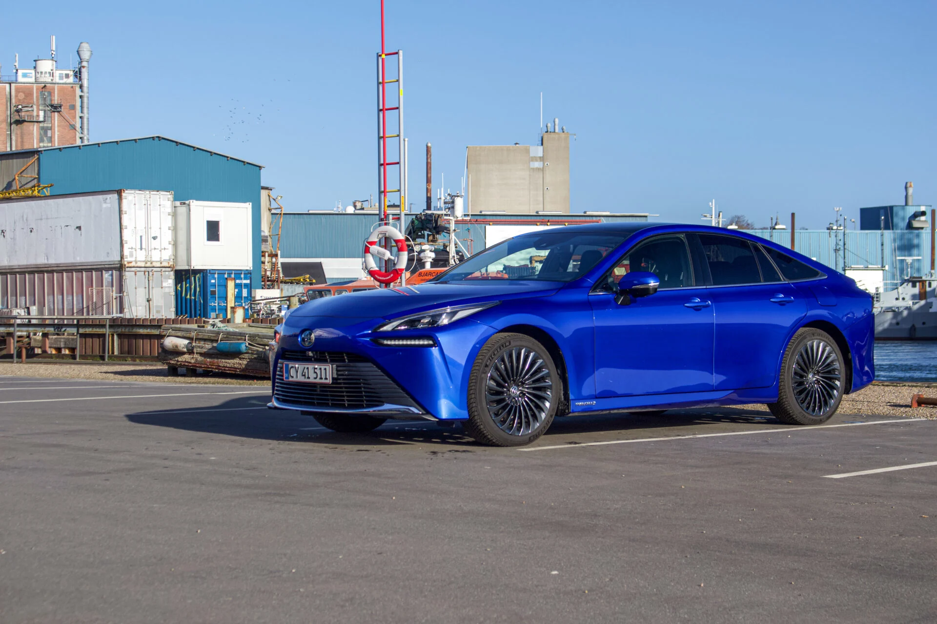 Toyota-Mirai-27.jpg