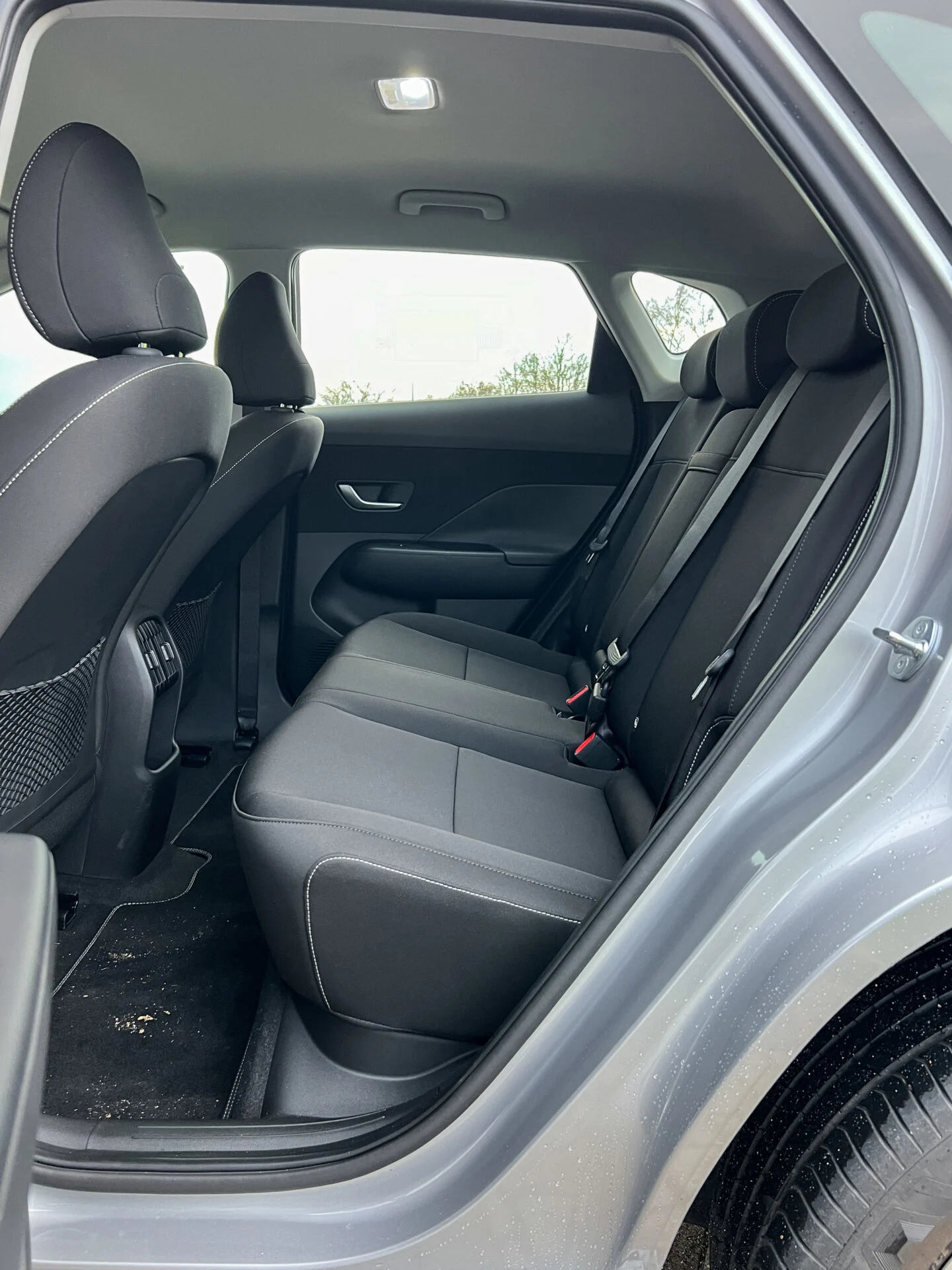 Hyundai Kona vs Kia Niro-24