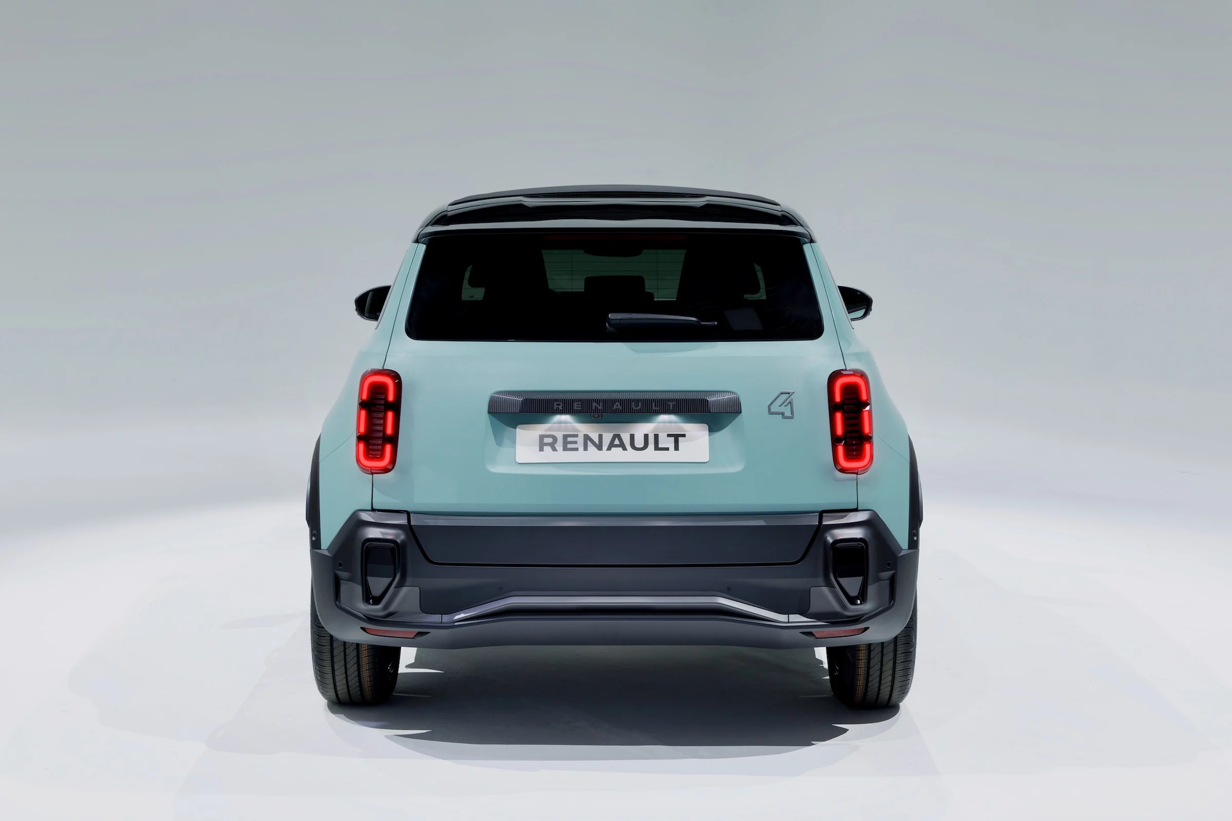 Renault-4-E-Tech-electric-kopi 5