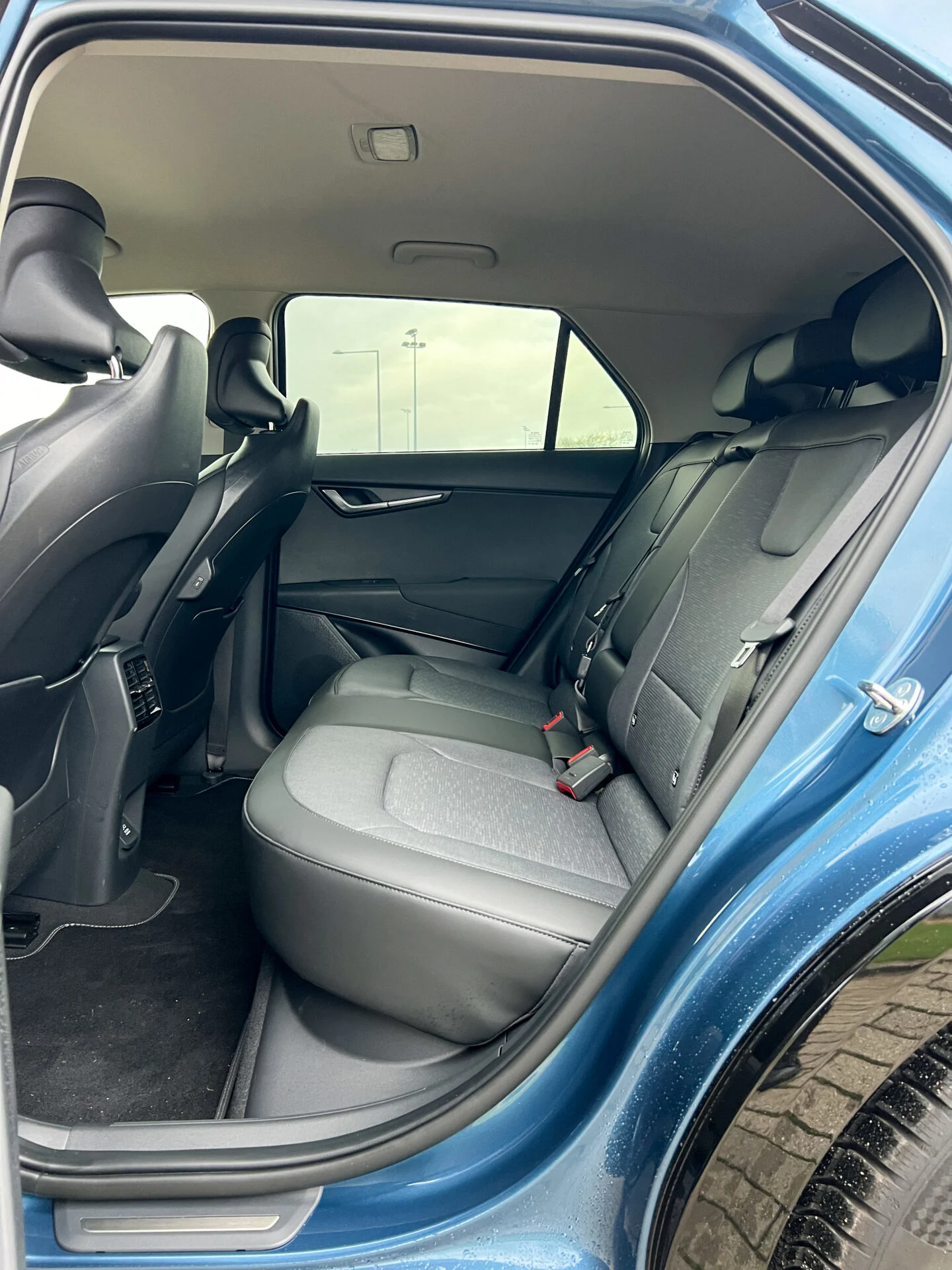 Hyundai Kona vs Kia Niro-39