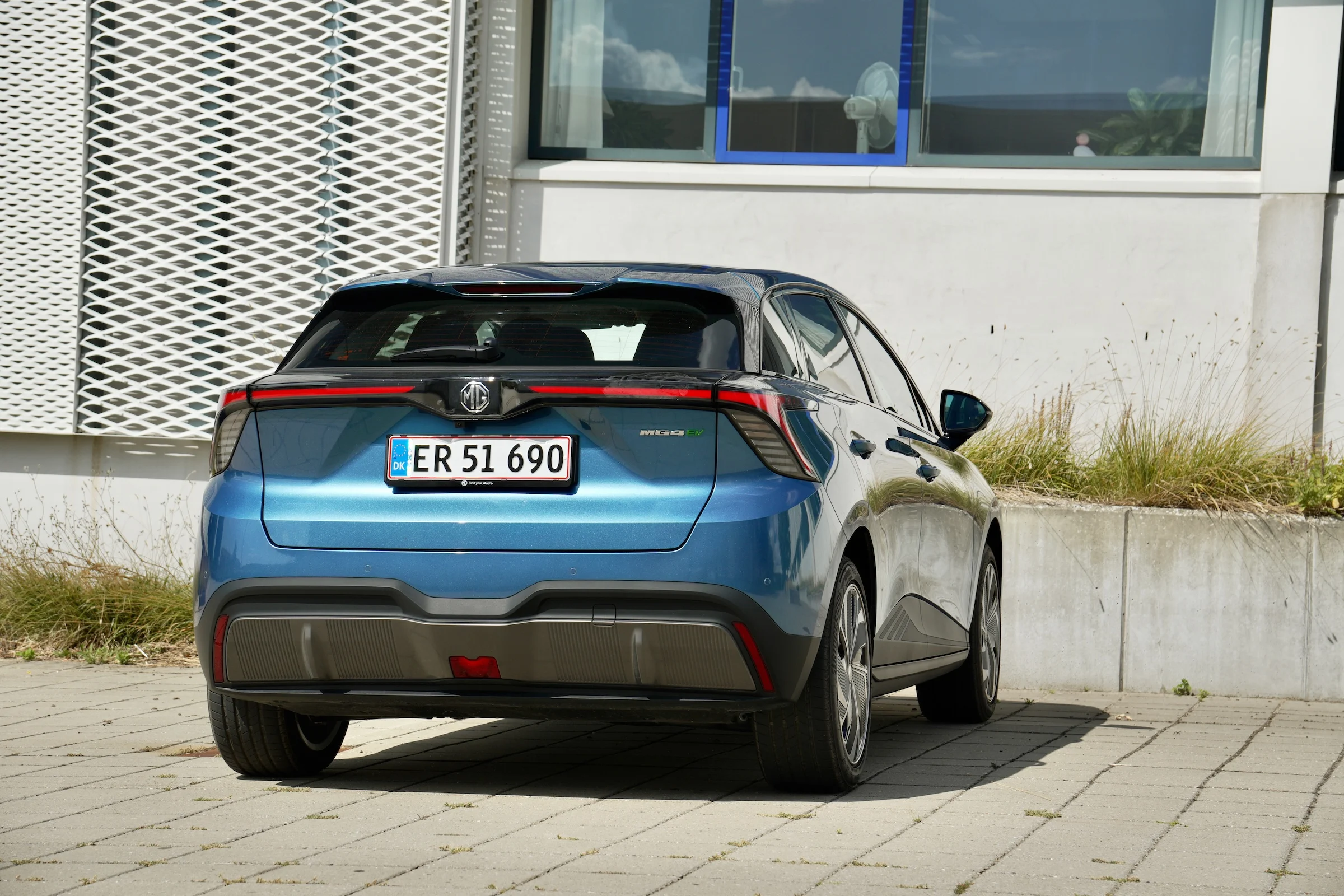 TEST MG4 EV Extended Range Luxury 2034