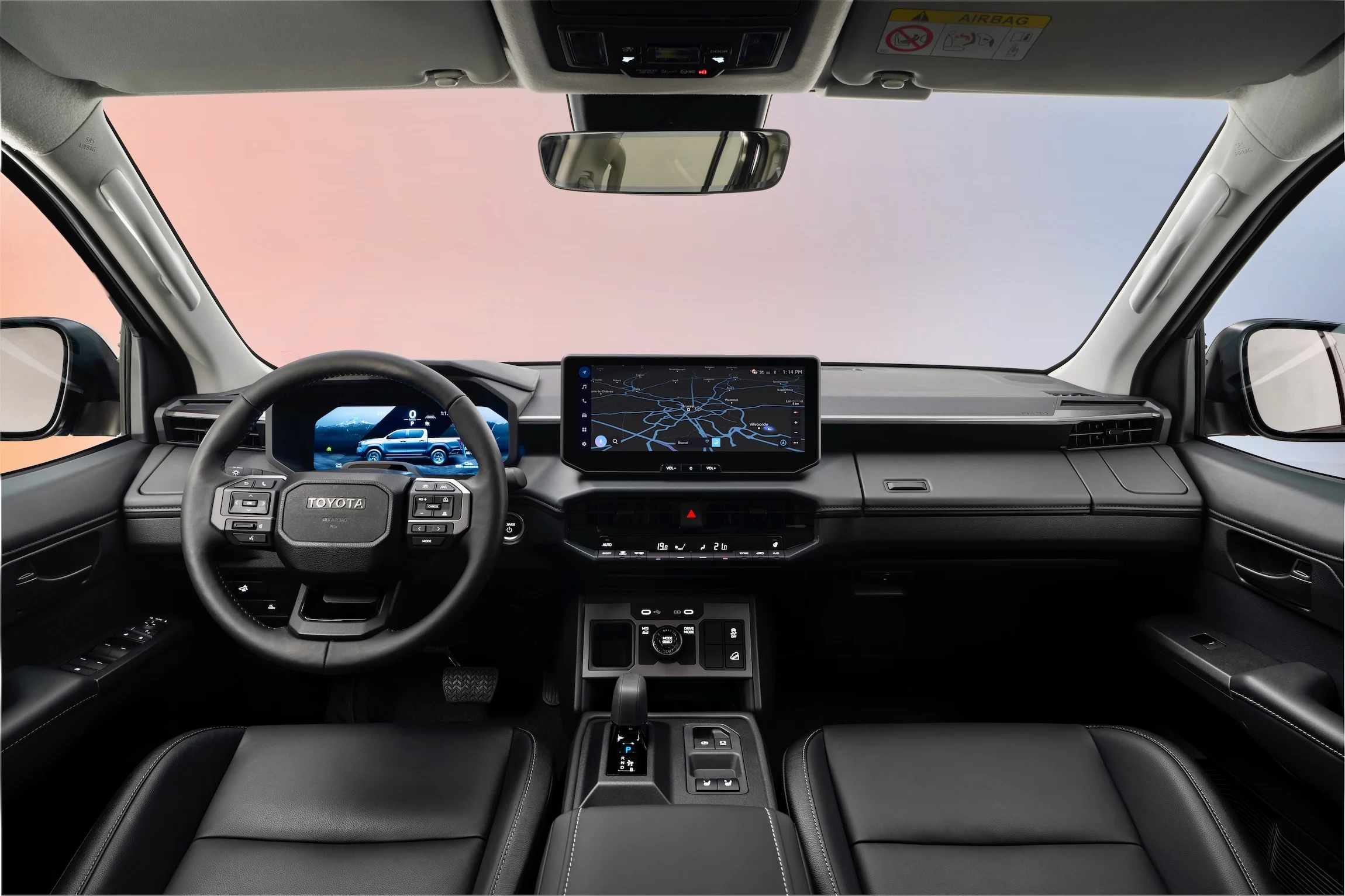 2025toyotahiluxbevint01