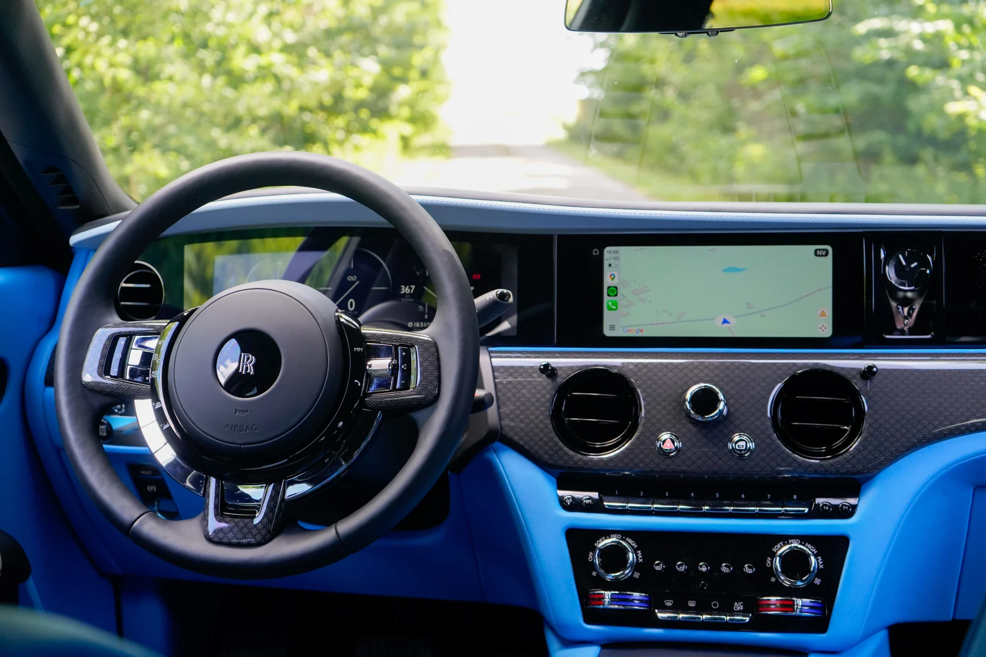 Rolls Royce Ghost Black Badge-09