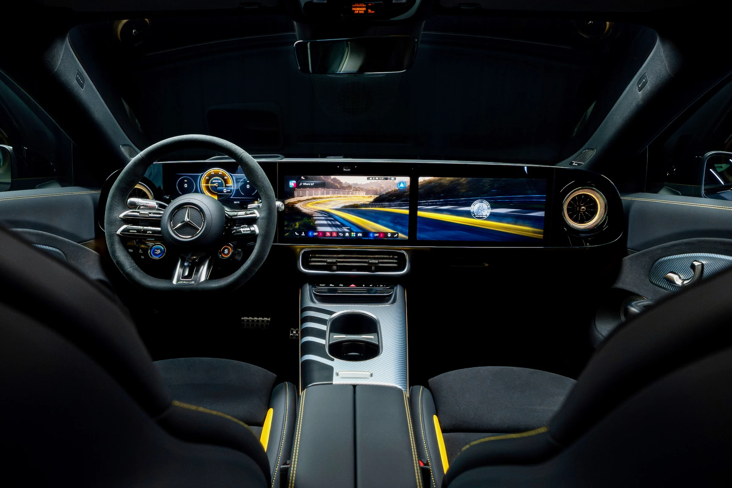 Mercedes-AMG CLA 45 4Matic+ 8 011