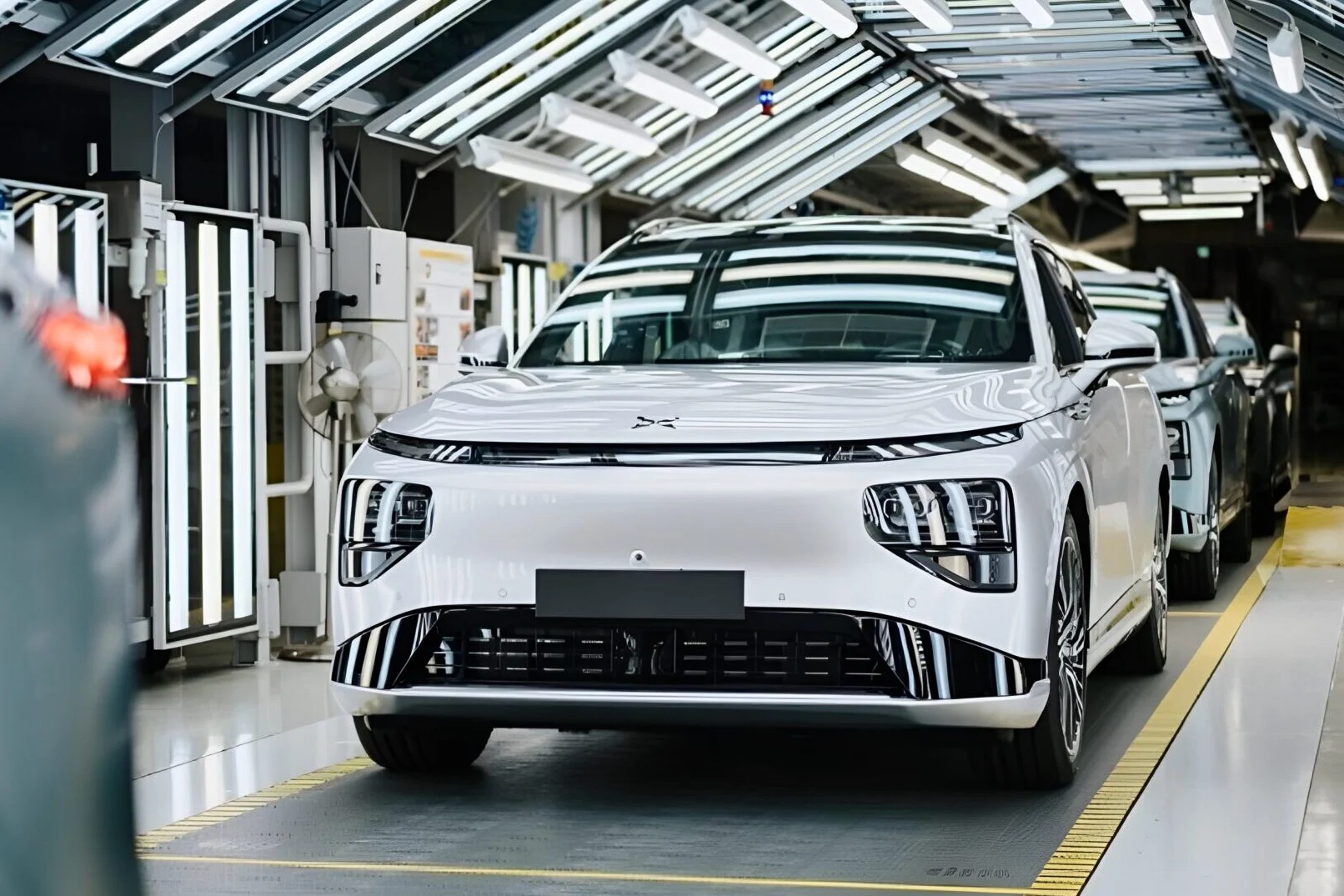 magna-steyr-xpeng