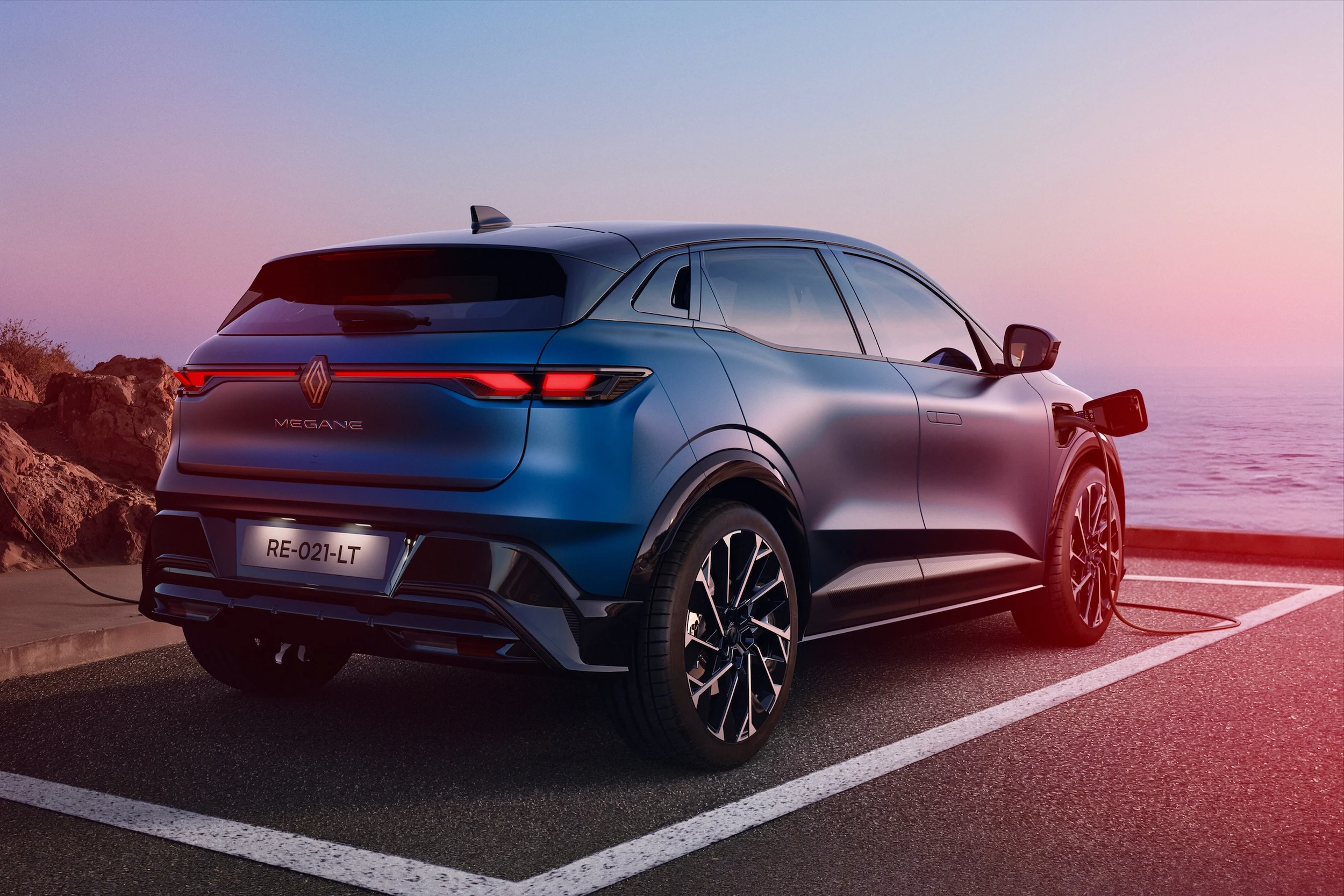 New-Renault-Megane-E-Tech-electric-12