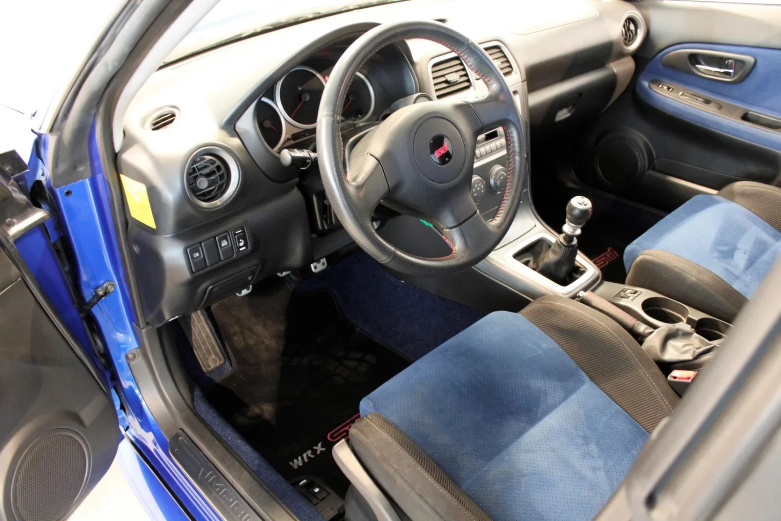 Subaru Impreza WRX STI_8