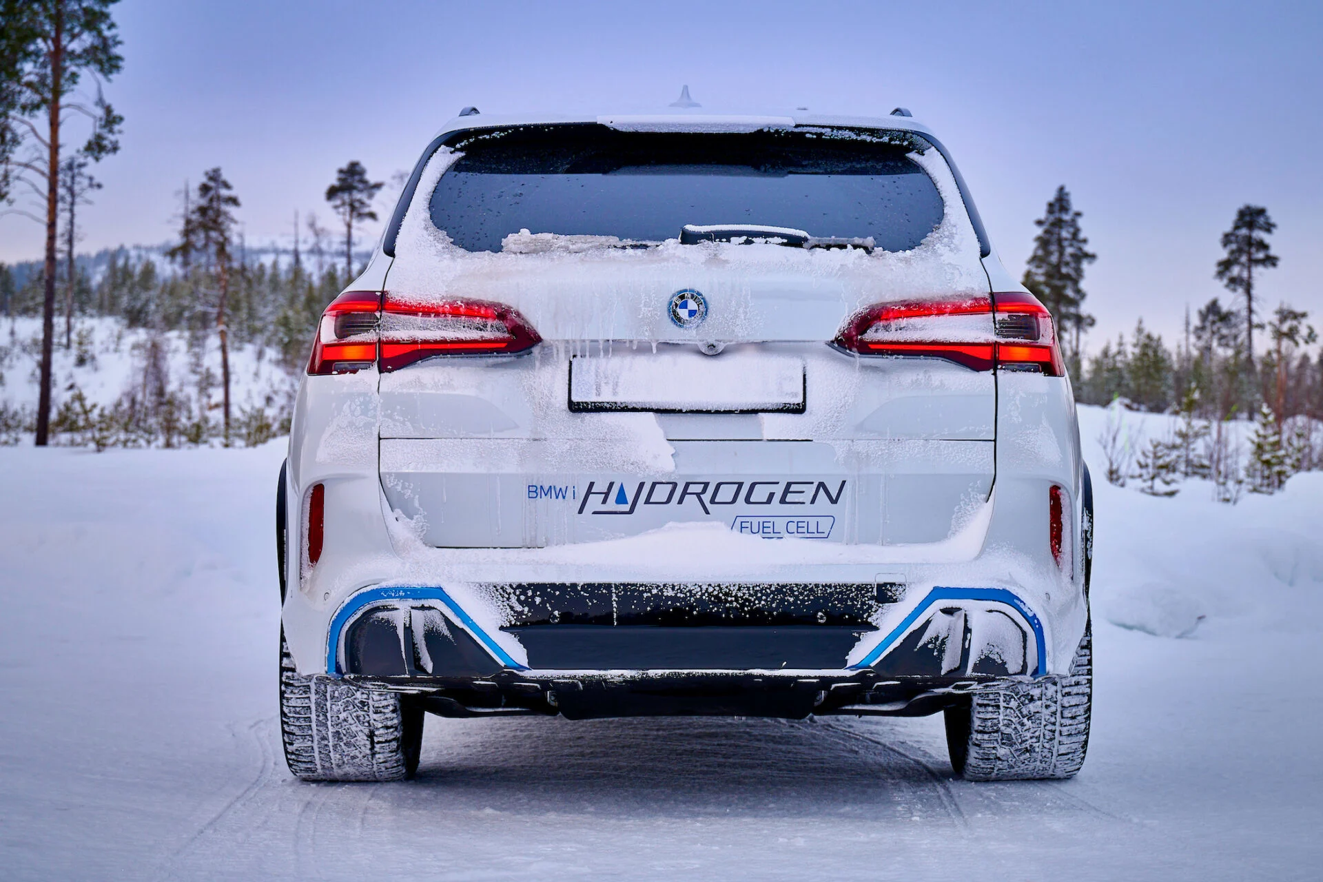 BMW iX5 Hydrogen in Arjeplog Feb 22