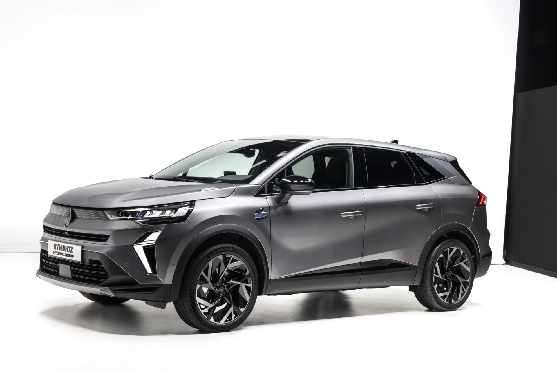 Renault Symbioz E-Tech full hybrid Esprit Alpine Oyster Grey (1)