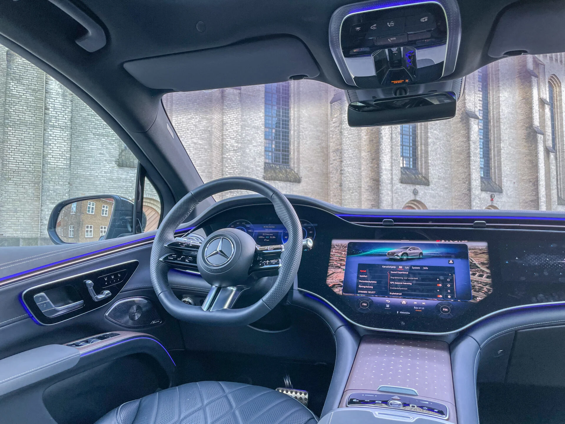 Mercedes-Benz EQS SUV-46