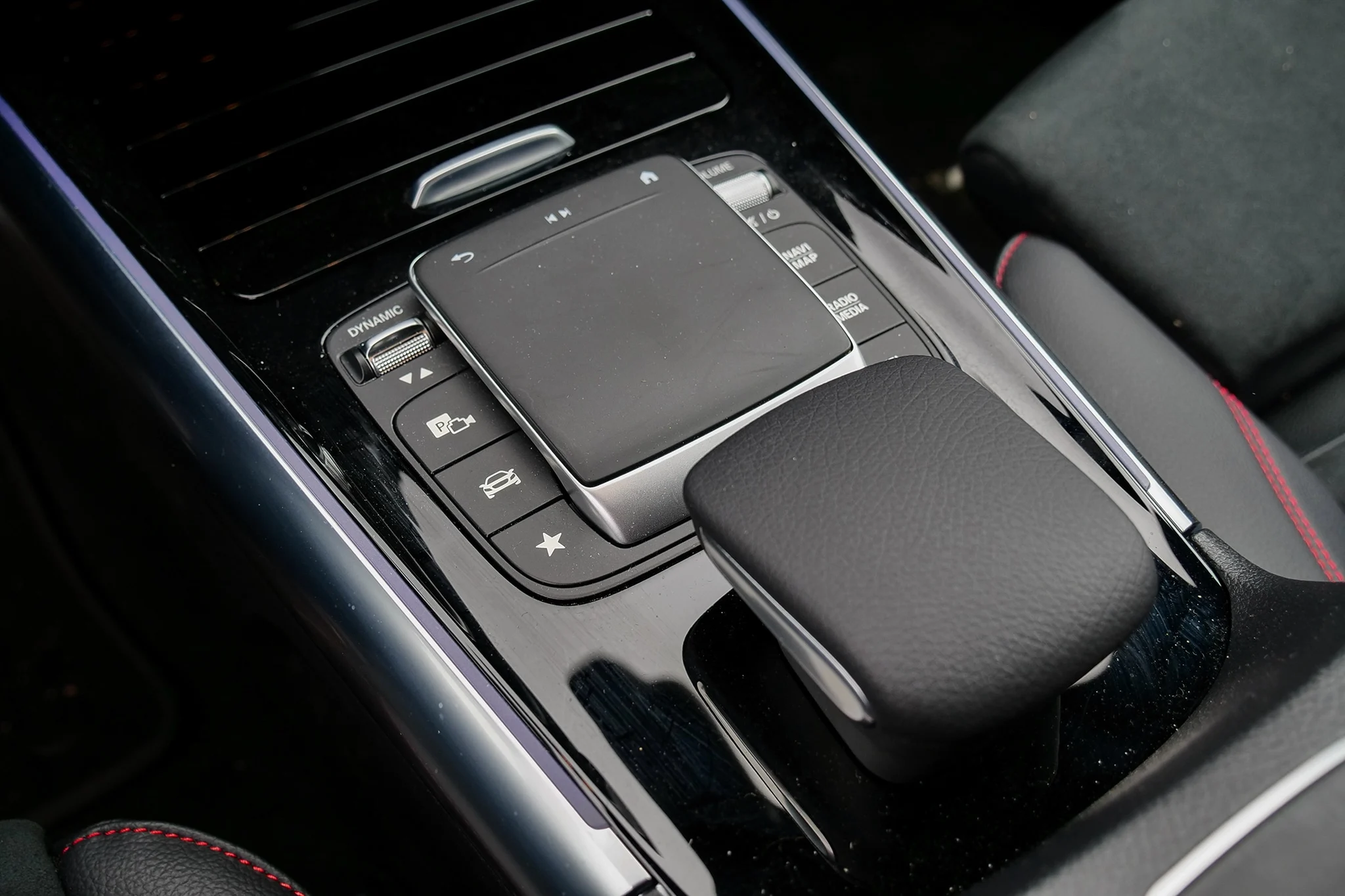 Mercedes-Benz EQA 250 &#8211; Interiør (4)