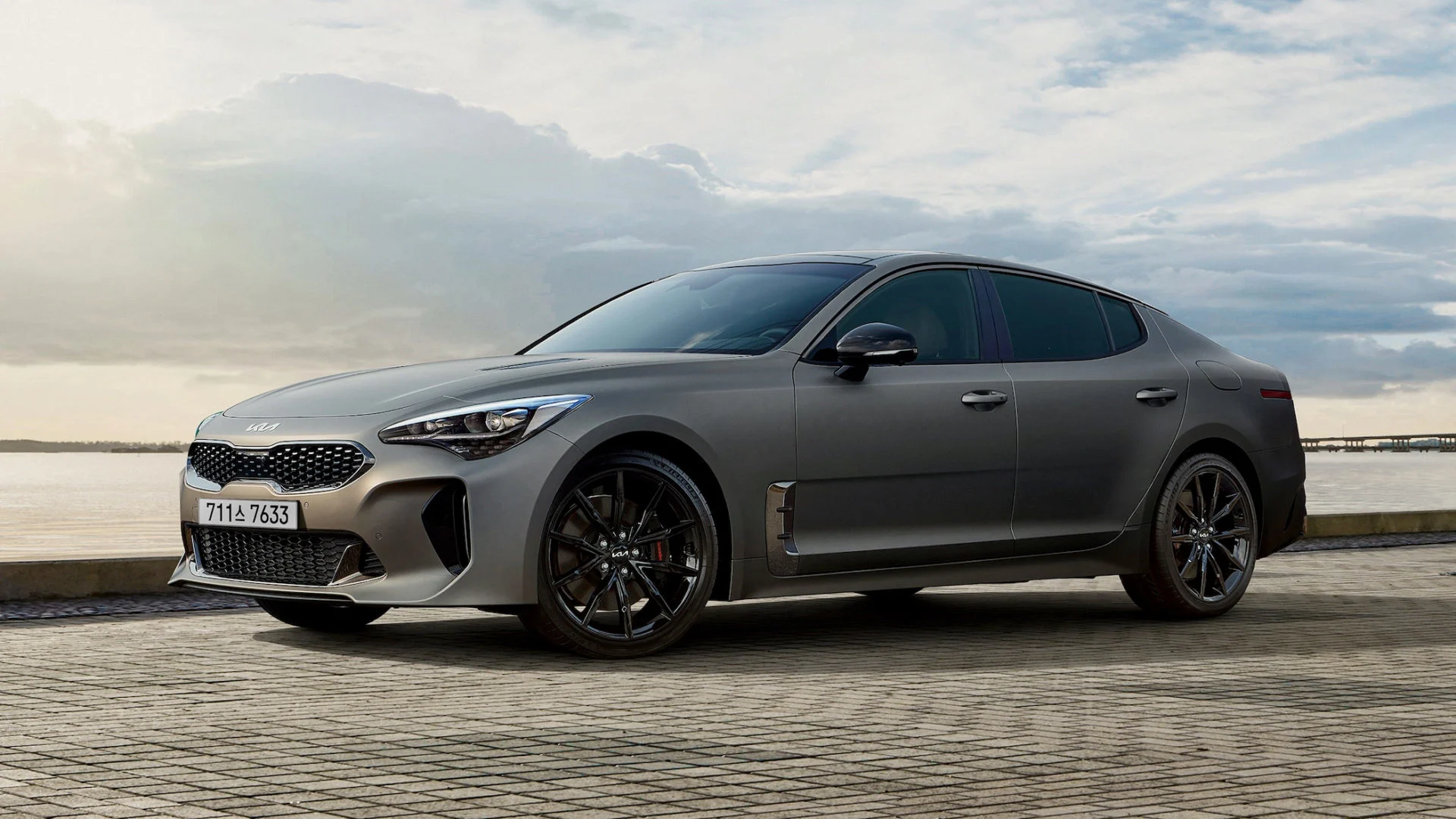 Exclusive Stinger Tribute Edition celebrates Kia’s high−performance vision