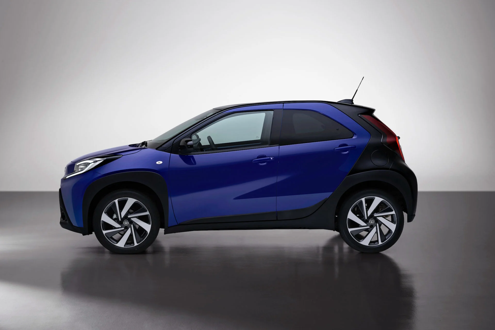 Toyota Aygo X 2021_GToyota Aygo X 2021_Juniper