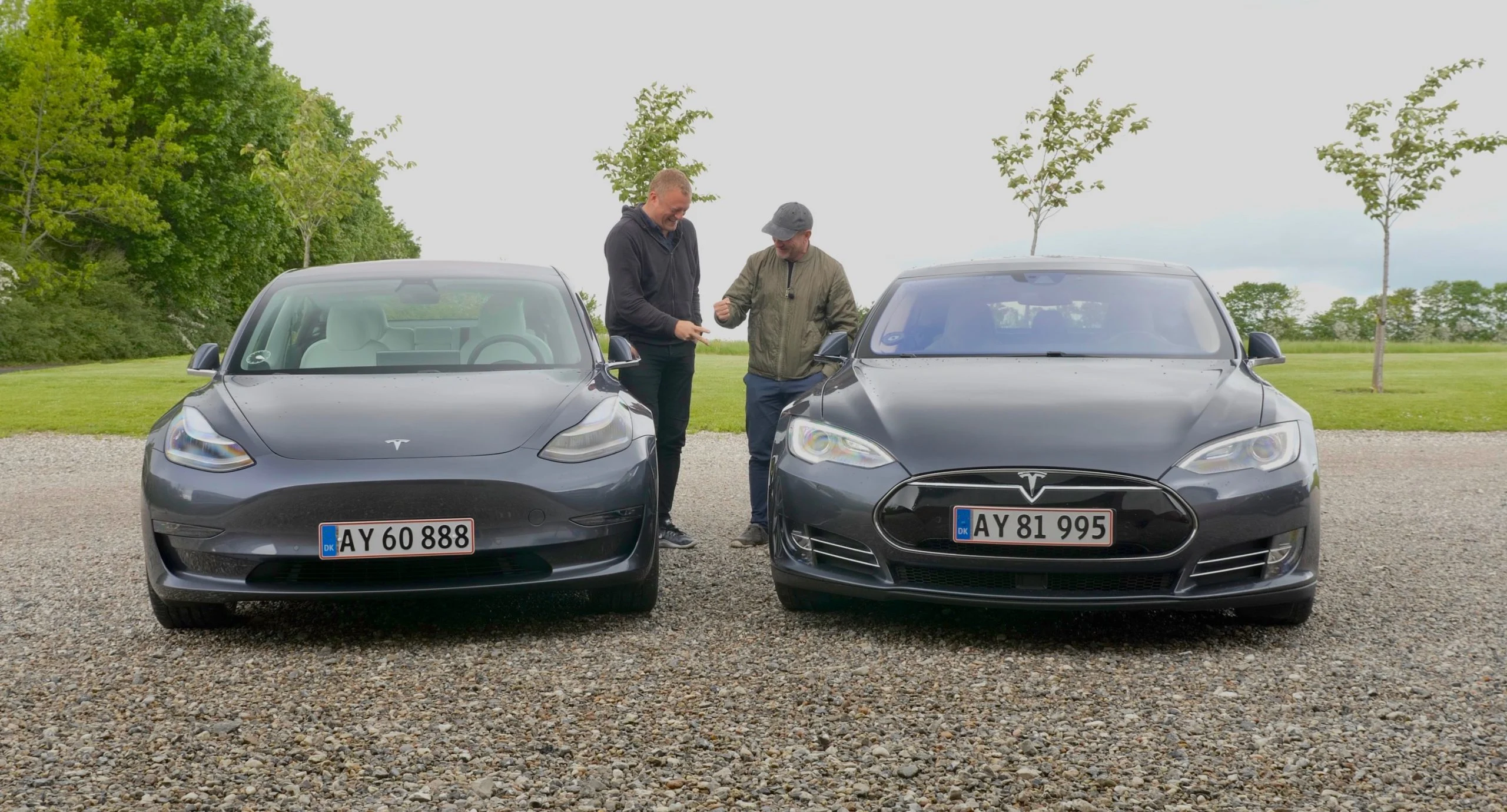 teslavstesla (2)
