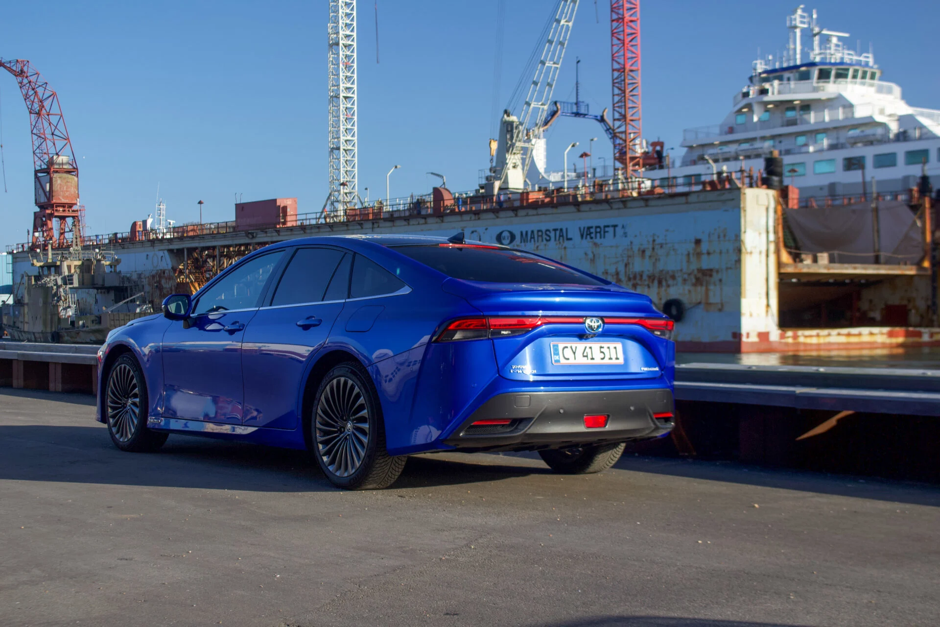 Toyota-Mirai-24.jpg
