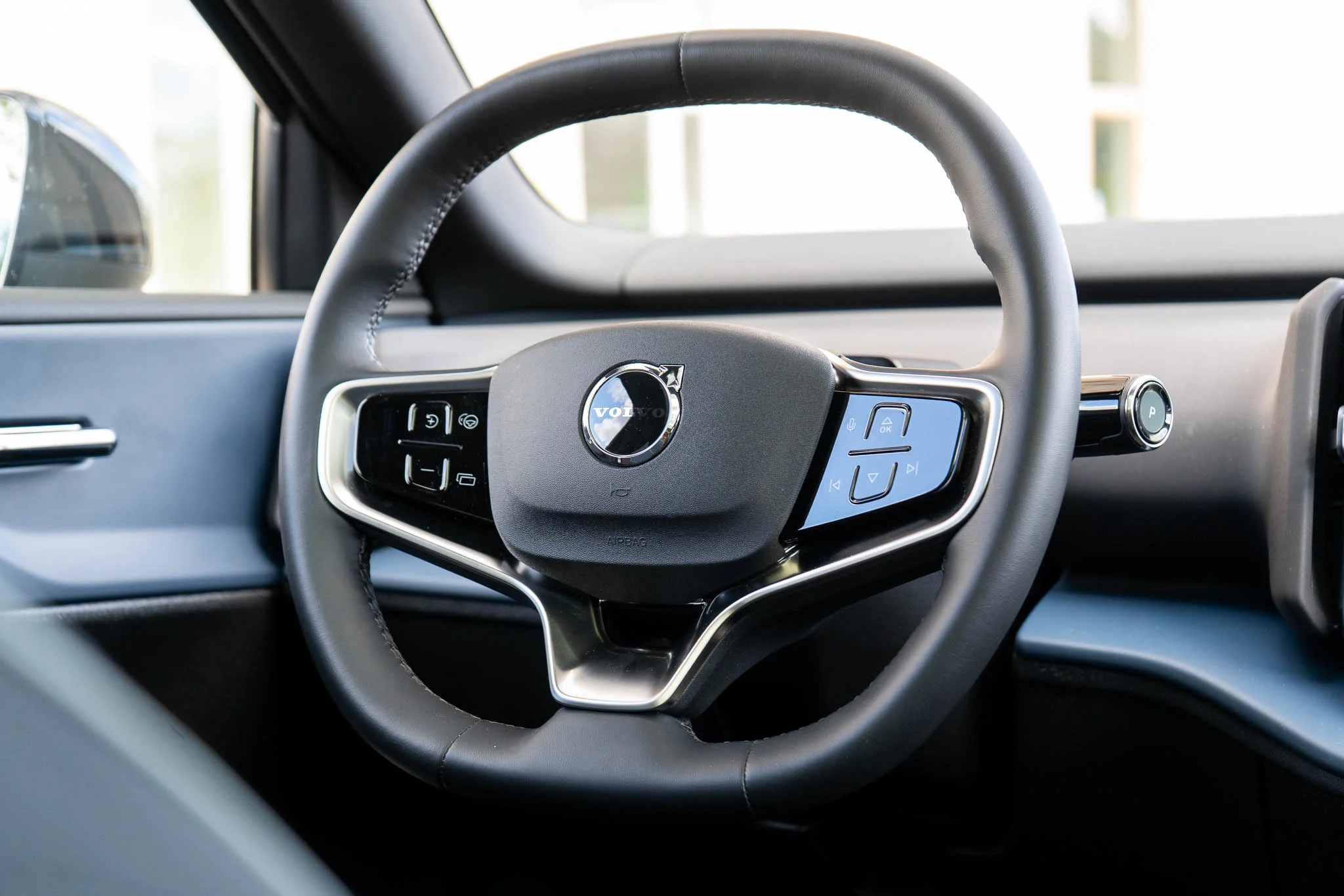 Volvo EX30 Extended Range 2026-15