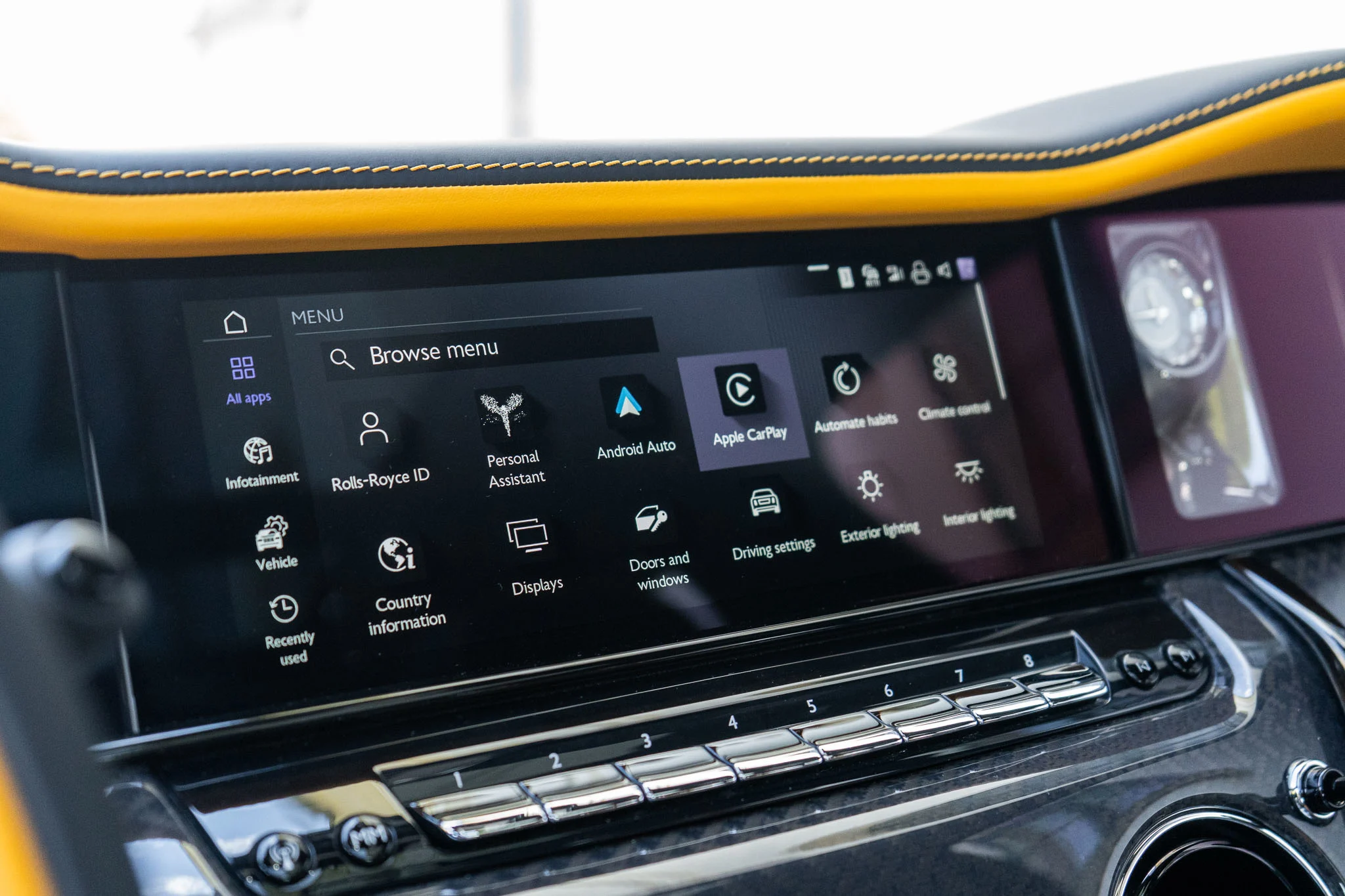 Rolls Royce Cullinan-7