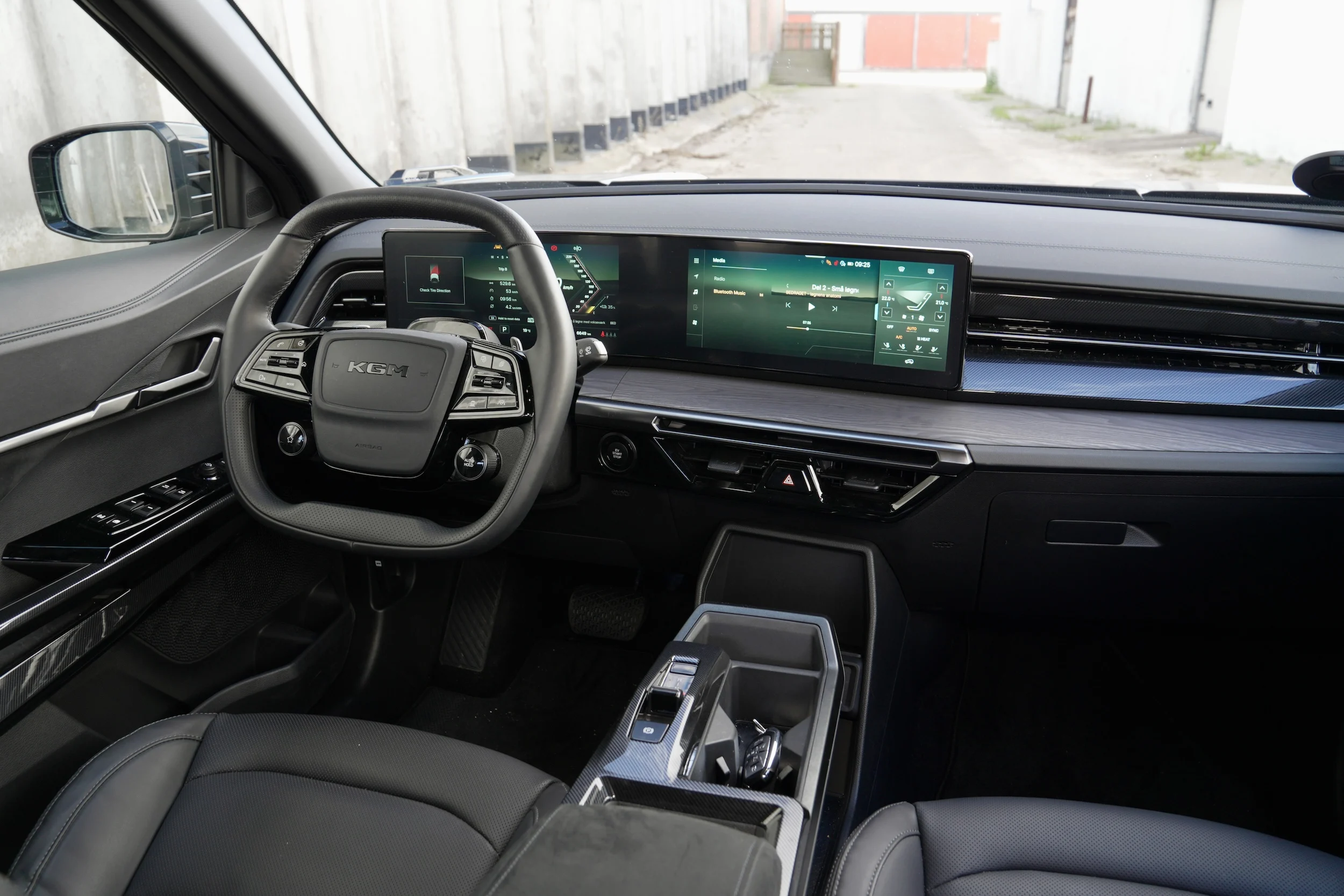 TEST KGM Musso EV MBB 1078
