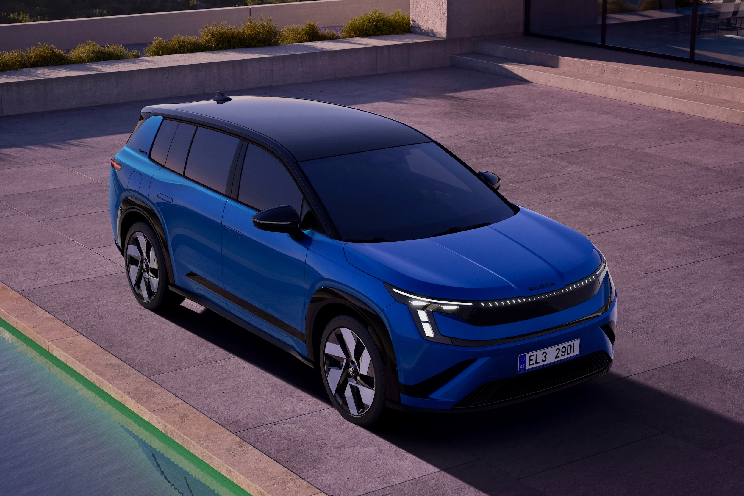 Peaq 028 Sportline Black roof