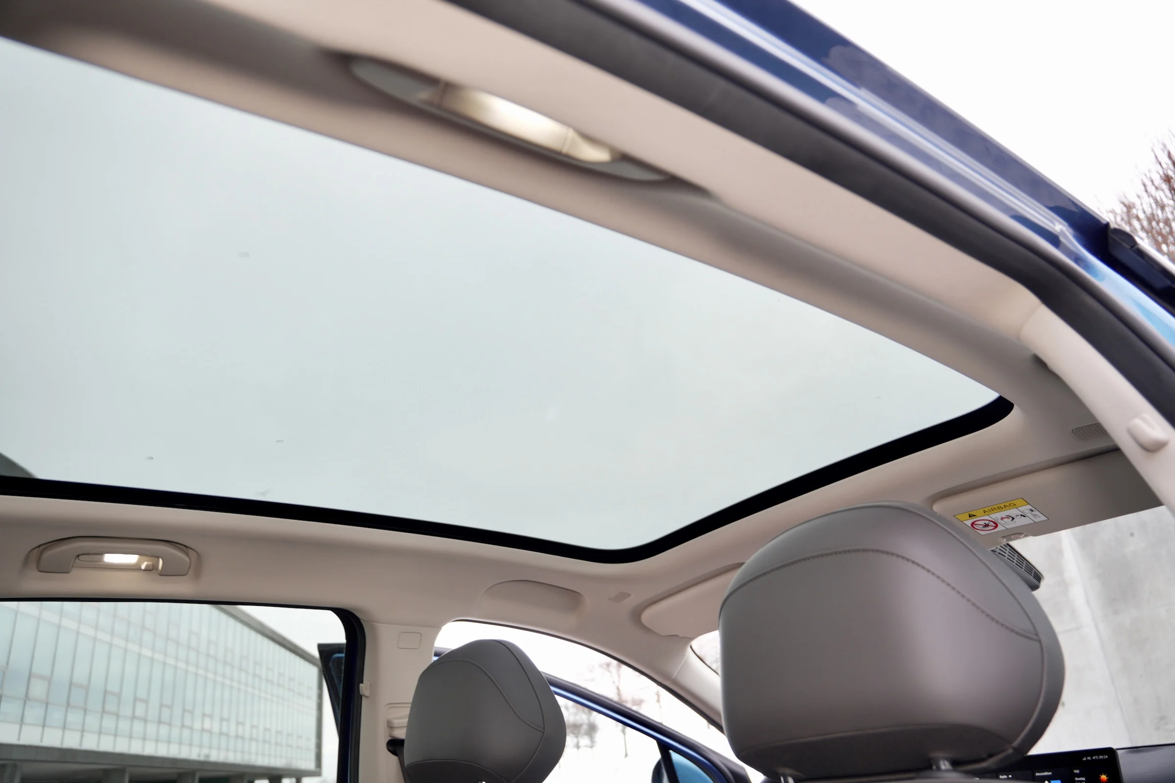 DUEL MGS6 EV vs Tesla Model Y Baghjuls MBB 576