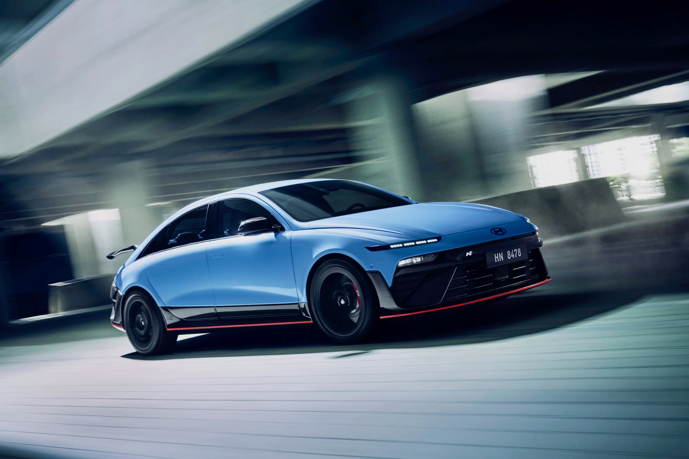 hyundai-ioniq-6-n-goodwood-debut-driving-front-quarter-01