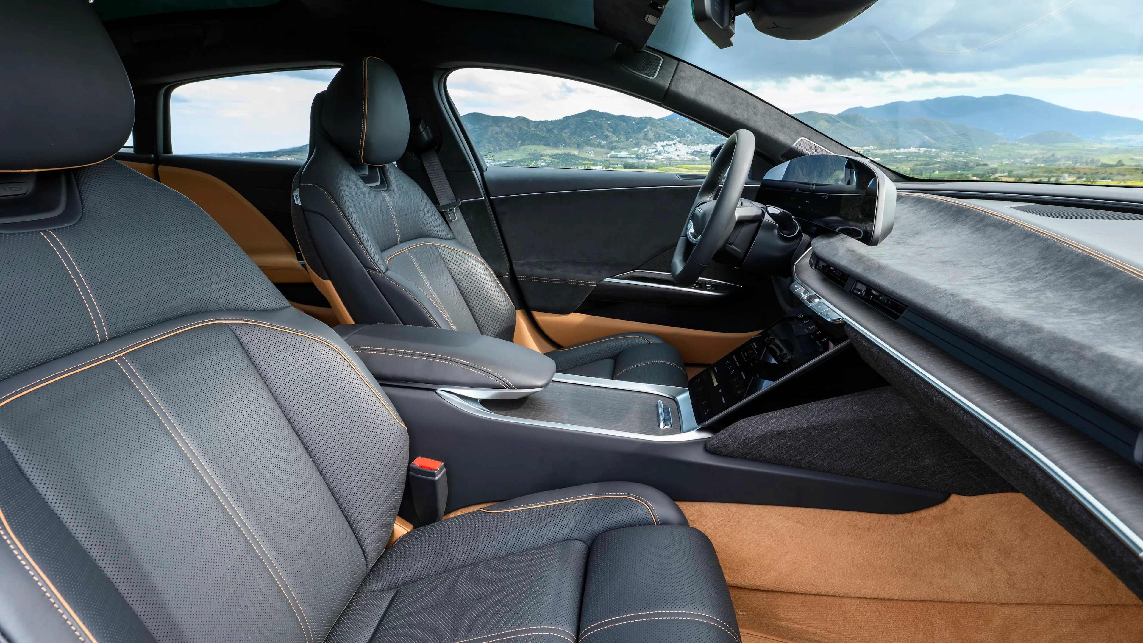 Lucid Air Grand Touring Interior 4