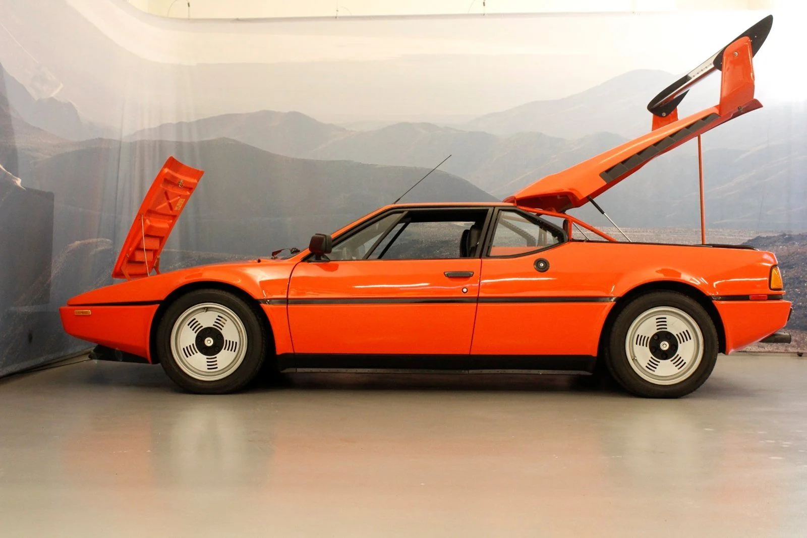 BMW M1 (10)