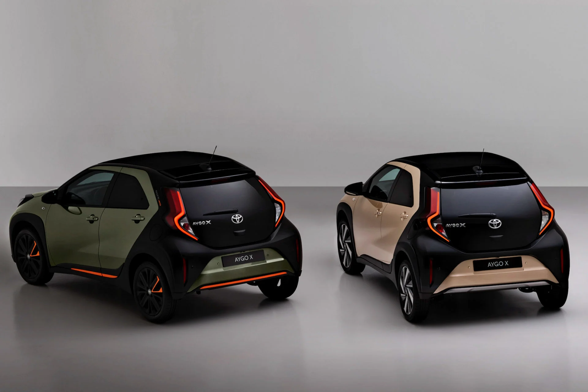 Toyota Aygo X 2021_GToyota Aygo X 2021_Combo 3