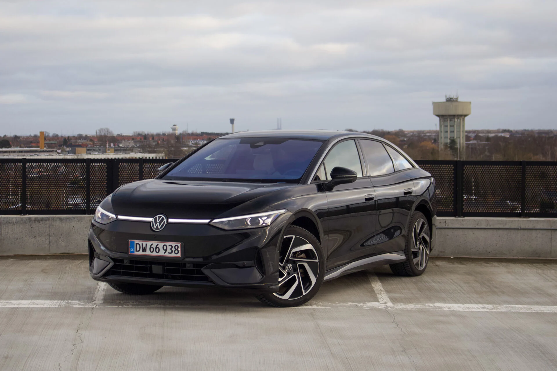 VW ID.7 vs. Hyundai Ioniq 6-27