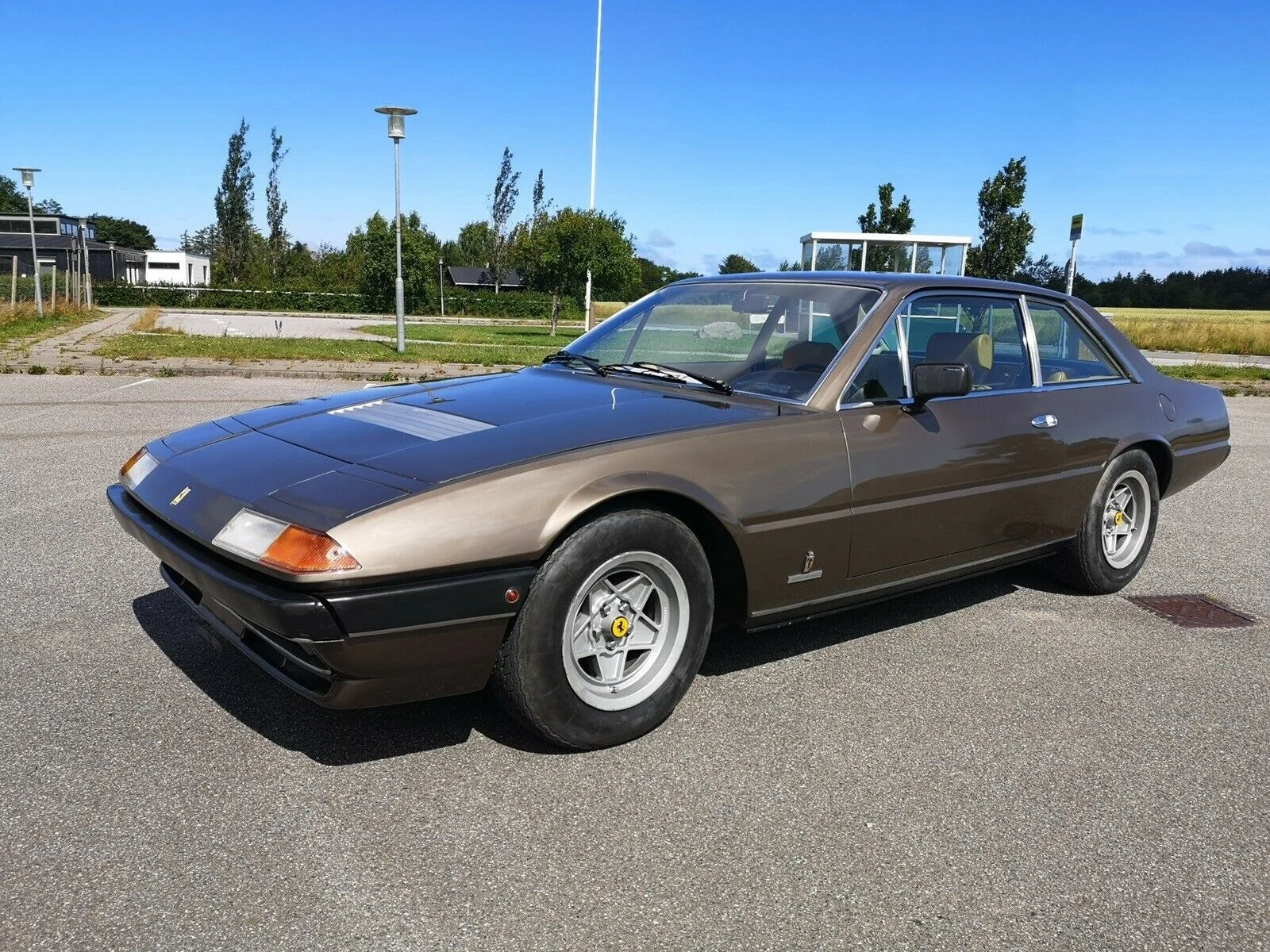 Ferrari 400