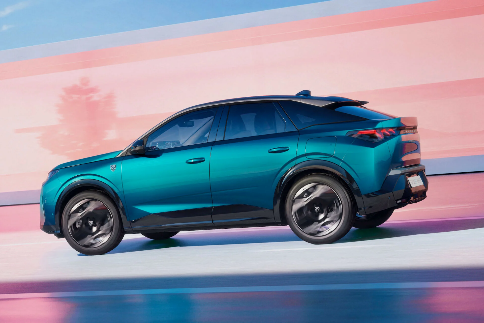 PEUGEOT_E_3008_2309STYP_212_FR