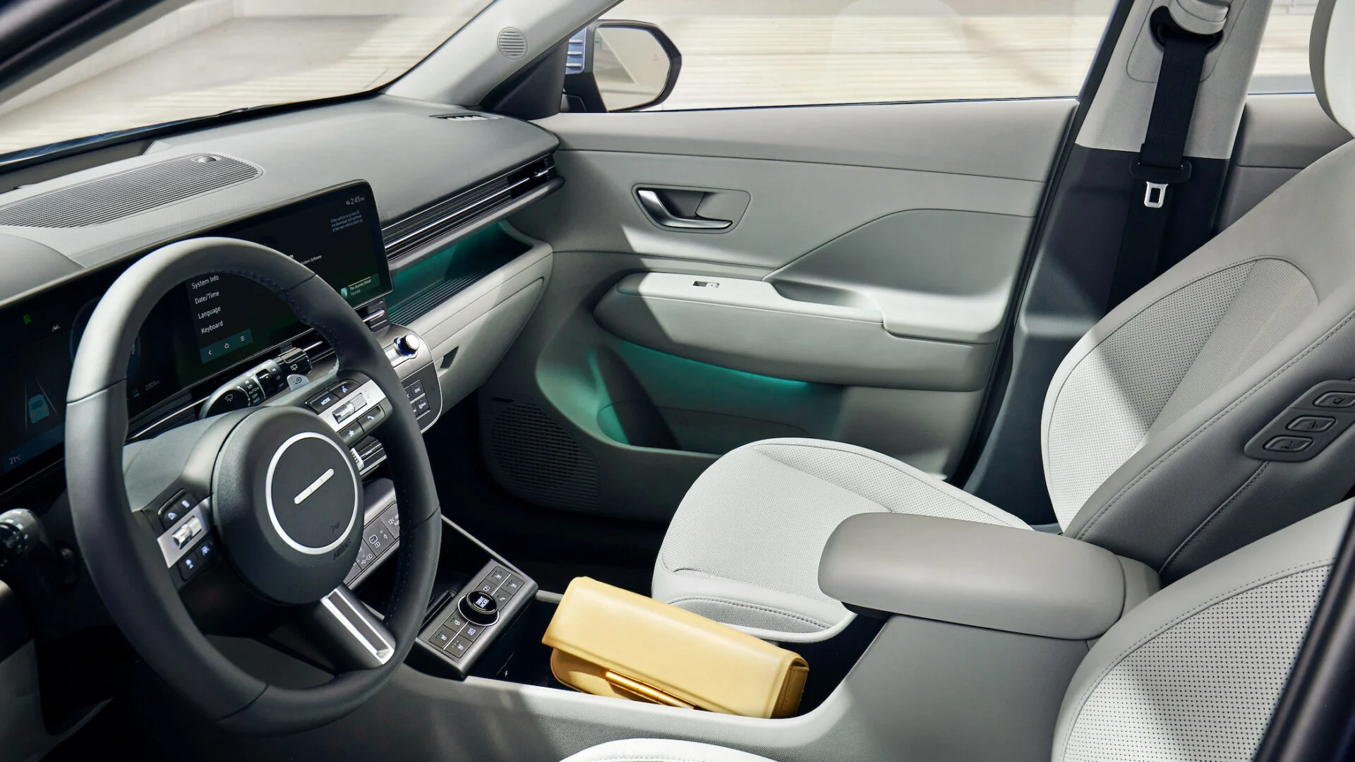 hyundai-kona-electric-world-premiere-2023-interior-04