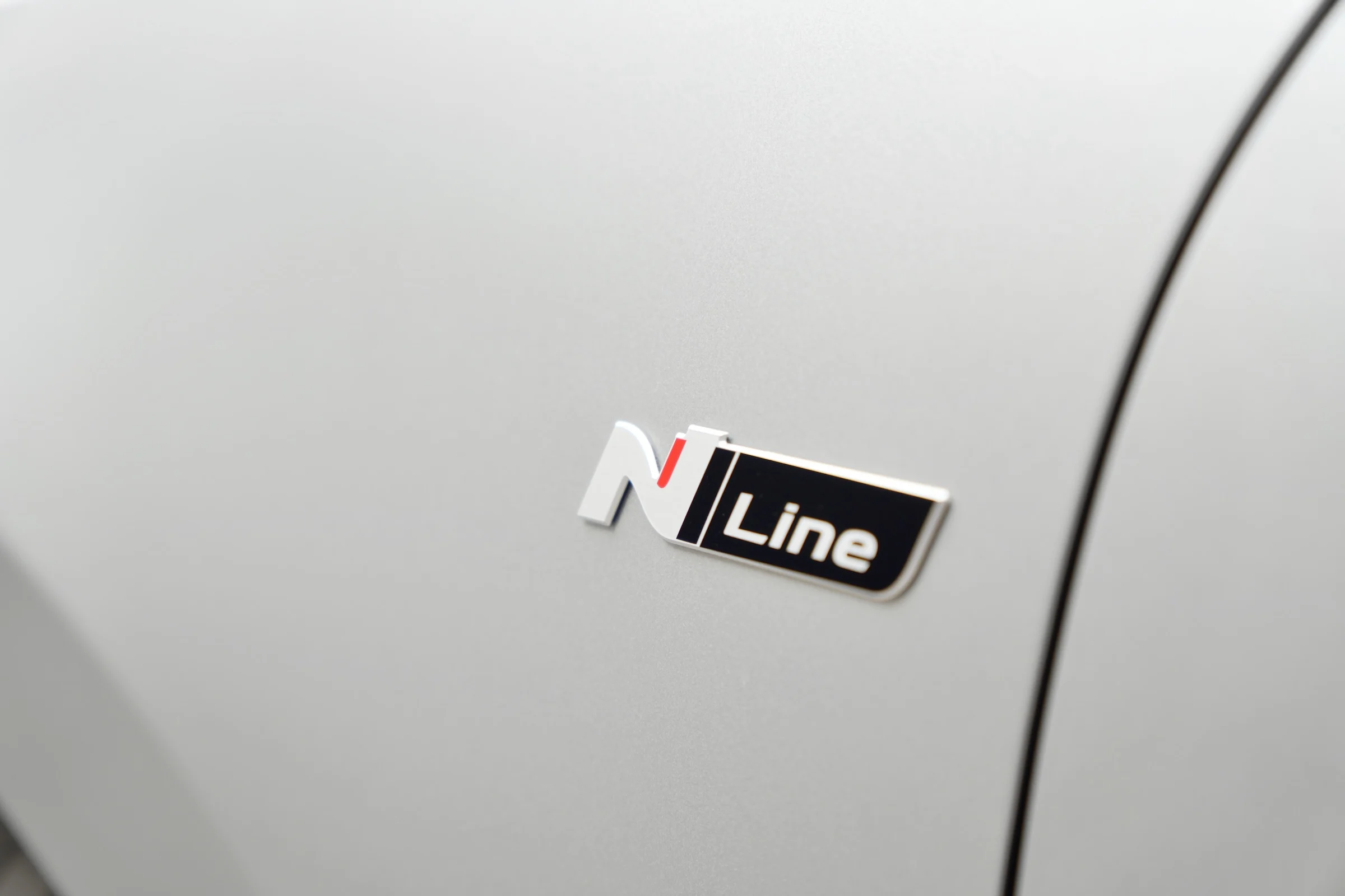 TEST Hyundai Ioniq 6 RWD N Line + MBB 389