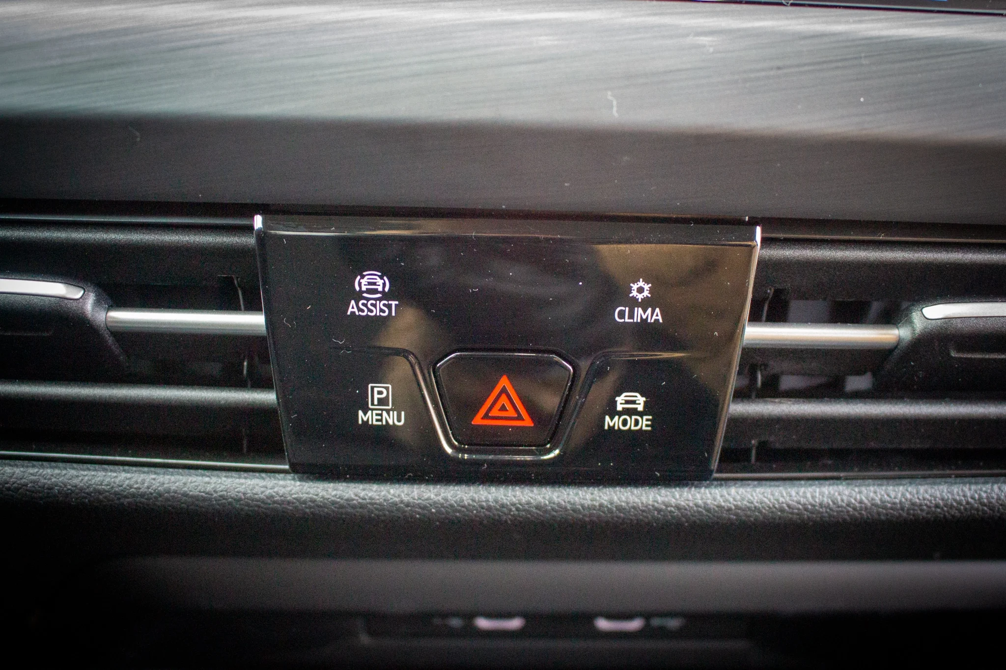 VW Golf 8 eHybrid (11)