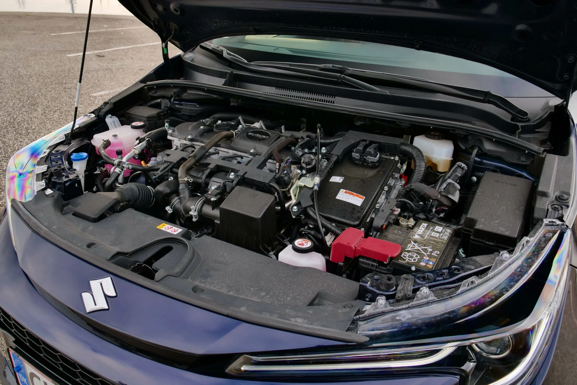 Bilbasen DUEL Kia Ceed SW PHEV vs Suzuki Swace Hybrid9973