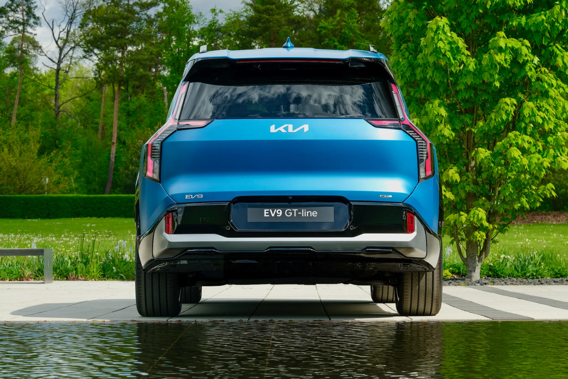 KIA_EV9-GTLine-Static-hires_05
