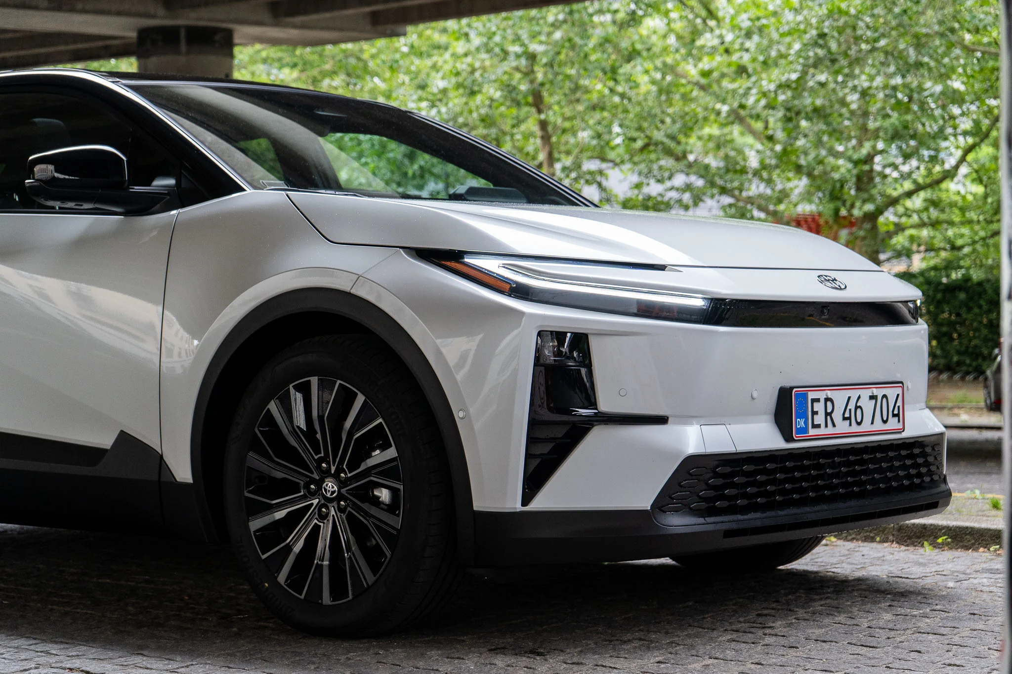Toyota C-HR+-6