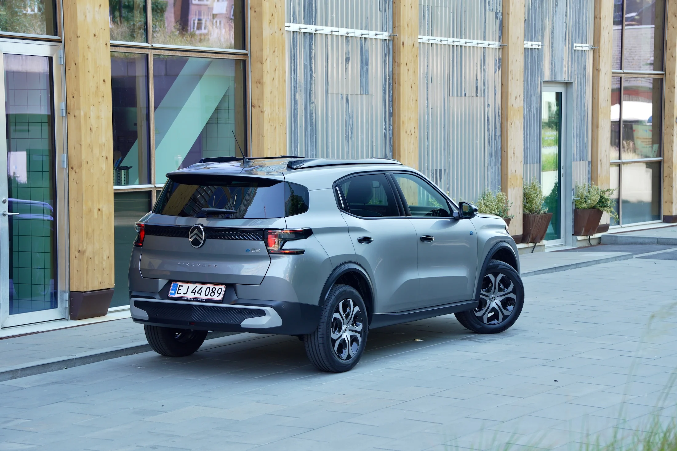 TEST Citroën Ë-C3 Aircross MBB 527
